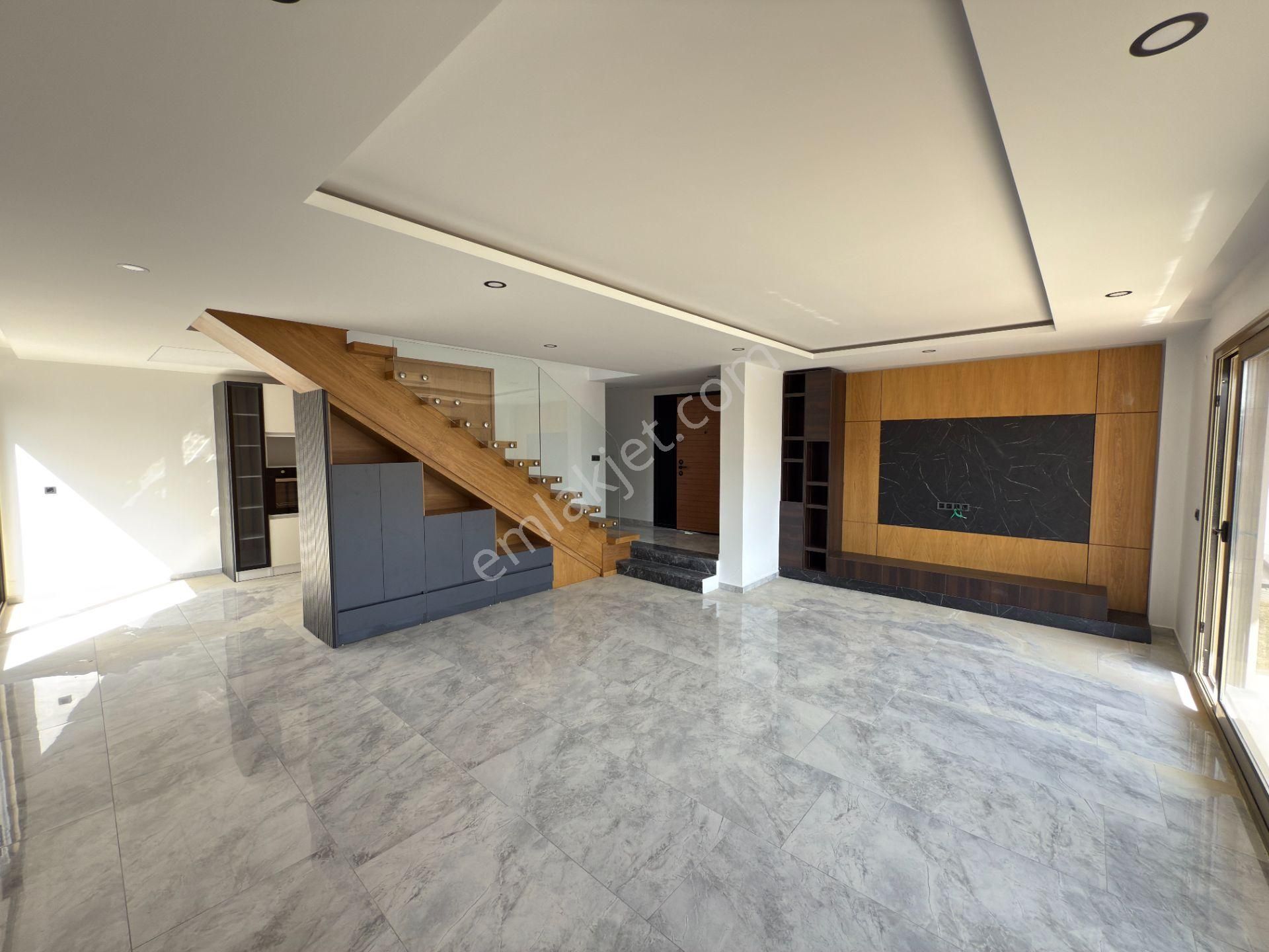 Kuşadası Satılık 4+1 Müstakil Villa - Görsel 8