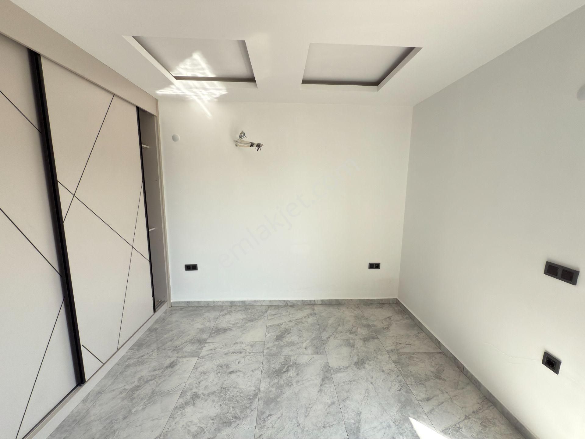 Kuşadası Satılık 4+1 Müstakil Villa - Görsel 35