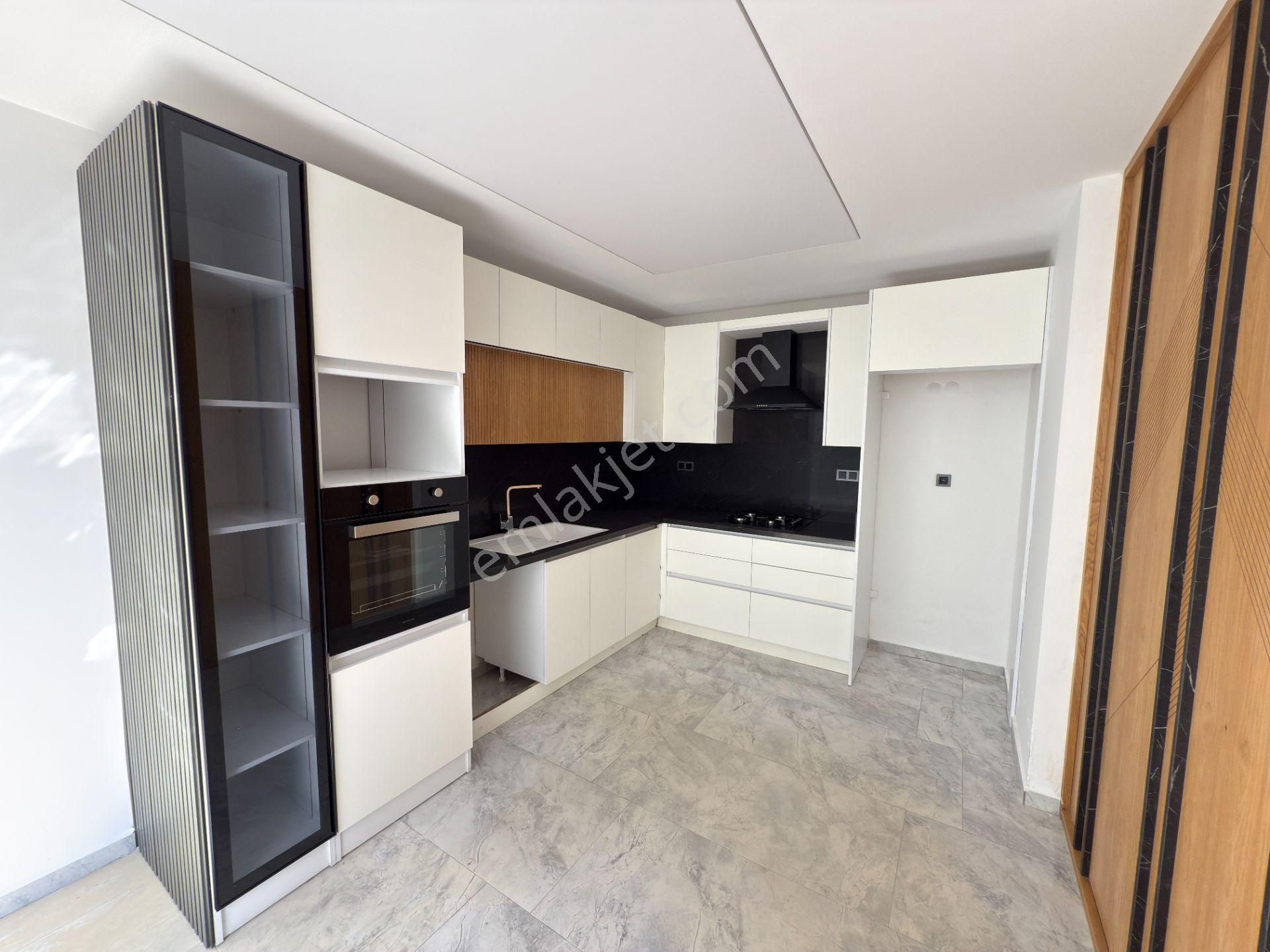 Kuşadası Satılık 4+1 Müstakil Villa - Görsel 15