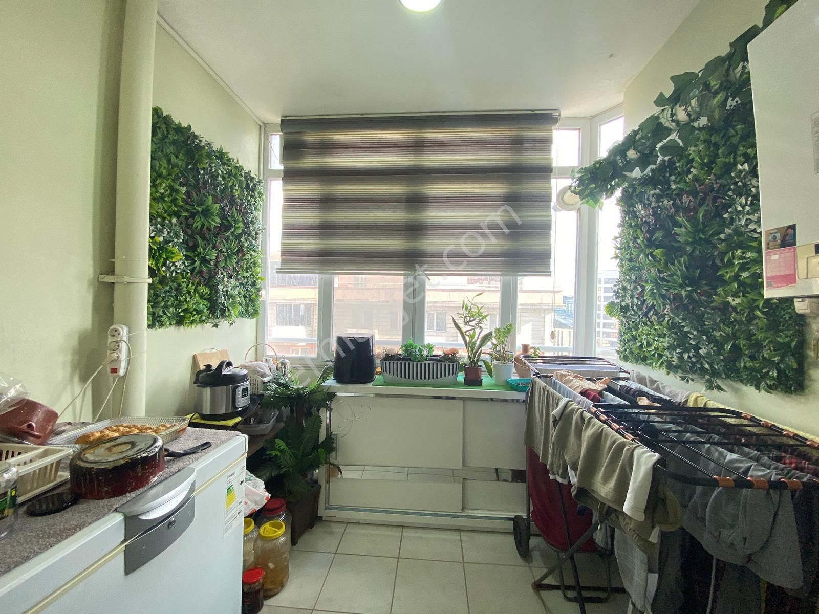 Beylikdüzü Erçev Sitesi Barış Mah 3+1 Geniş Satılık Daire - Görsel 5