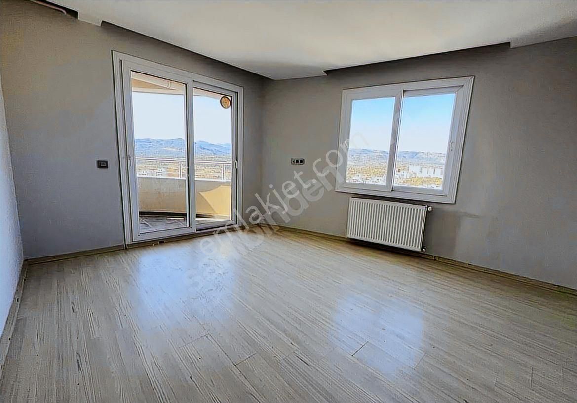 Üniversite Caddesinde Özdiker Corona'da Kiralık 3+1 - Görsel 18