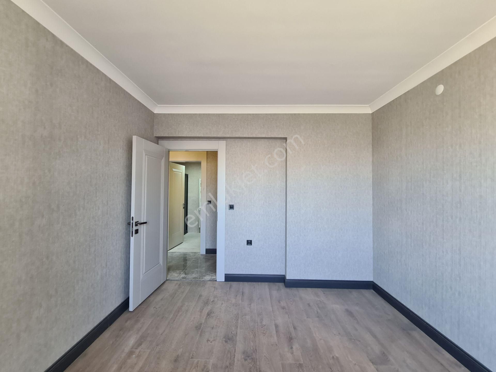 Ovacık'ta Ultra Lux Full Yapılı Sitede Kiralık Sıfır 200m² / 4+1 - Görsel 26