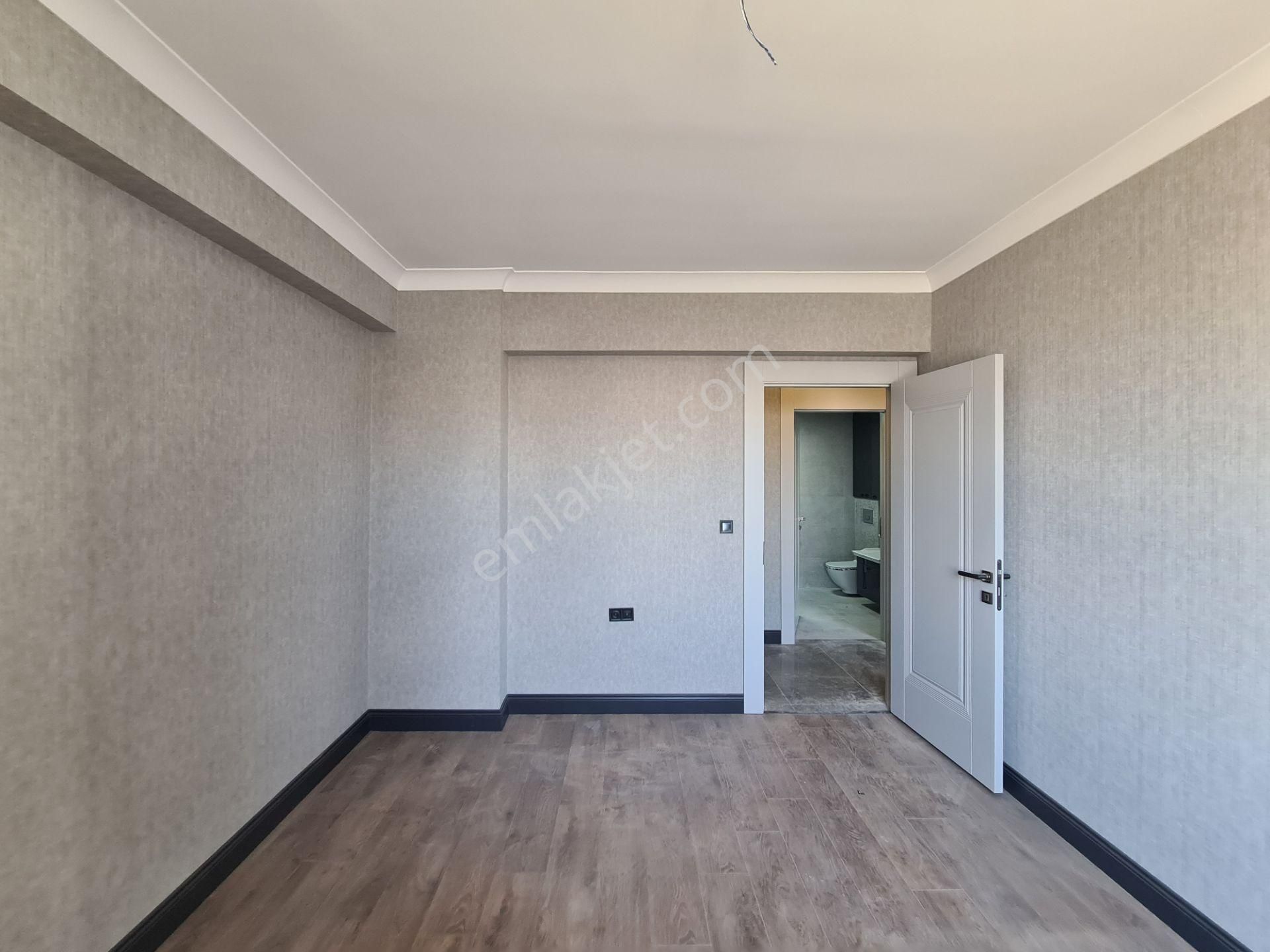 Ovacık'ta Ultra Lux Full Yapılı Sitede Kiralık Sıfır 200m² / 4+1 - Görsel 21