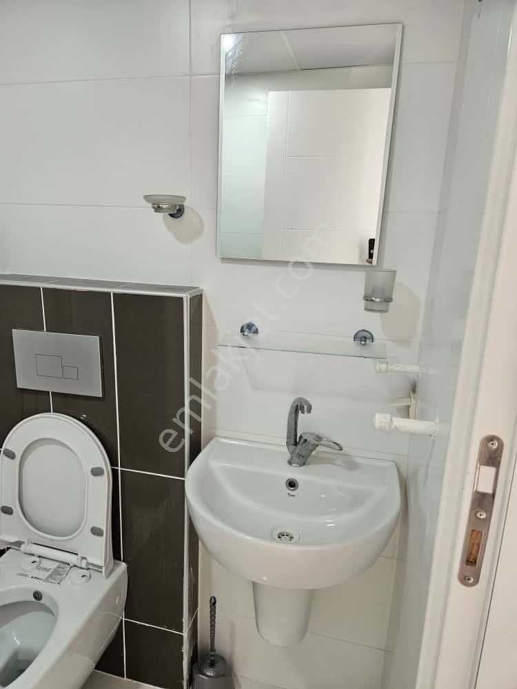 Adana Sarıçam Çarkıparede Stadyuma Yakın Yola Yakın Konumda Eşyalı 1+1 Kiralık Daire - Görsel 9