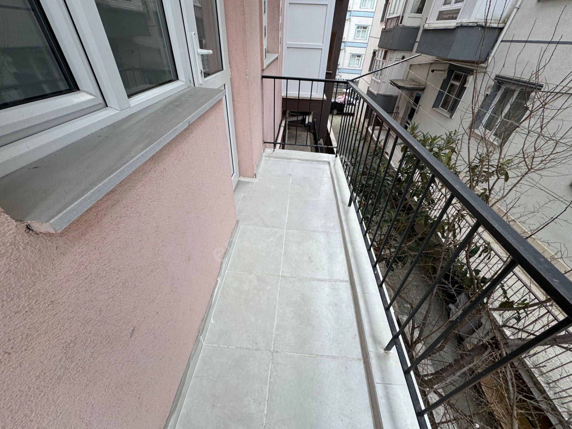 Mareşal Çakmak Mahallesinde 3+1 Ultra Lüks Yapılı Kiralık Daire - Görsel 20