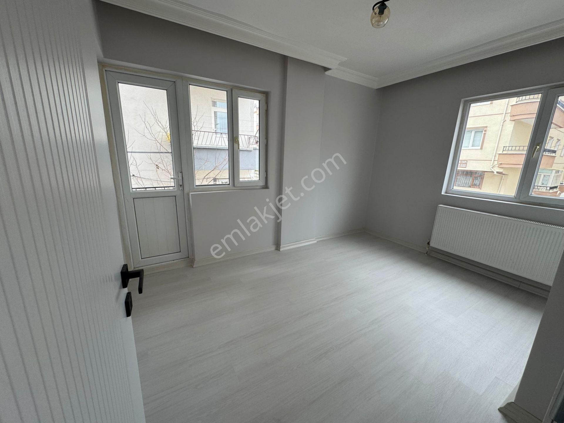 Mareşal Çakmak Mahallesinde 3+1 Ultra Lüks Yapılı Kiralık Daire - Görsel 22