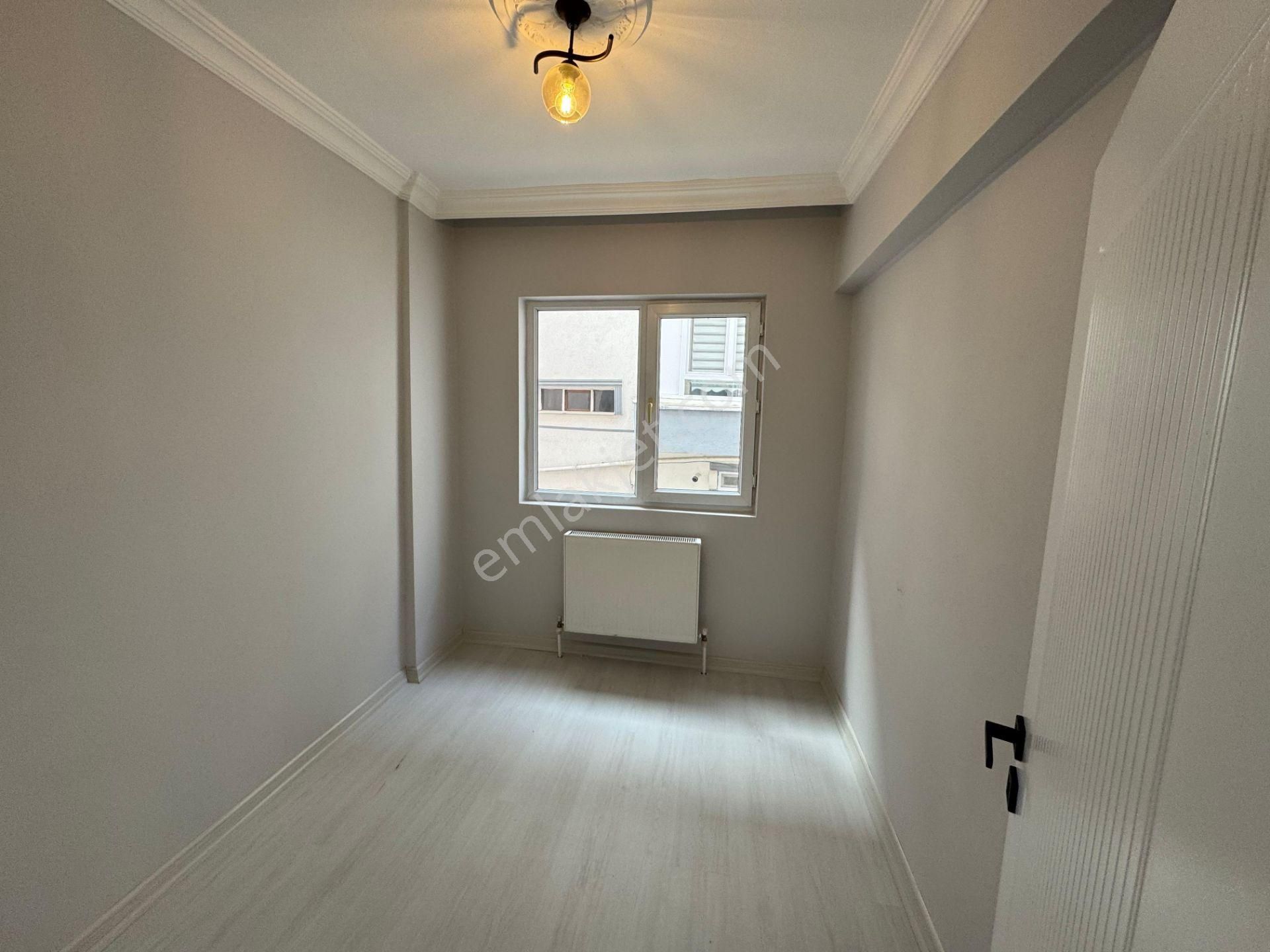 Mareşal Çakmak Mahallesinde 3+1 Ultra Lüks Yapılı Kiralık Daire - Görsel 17