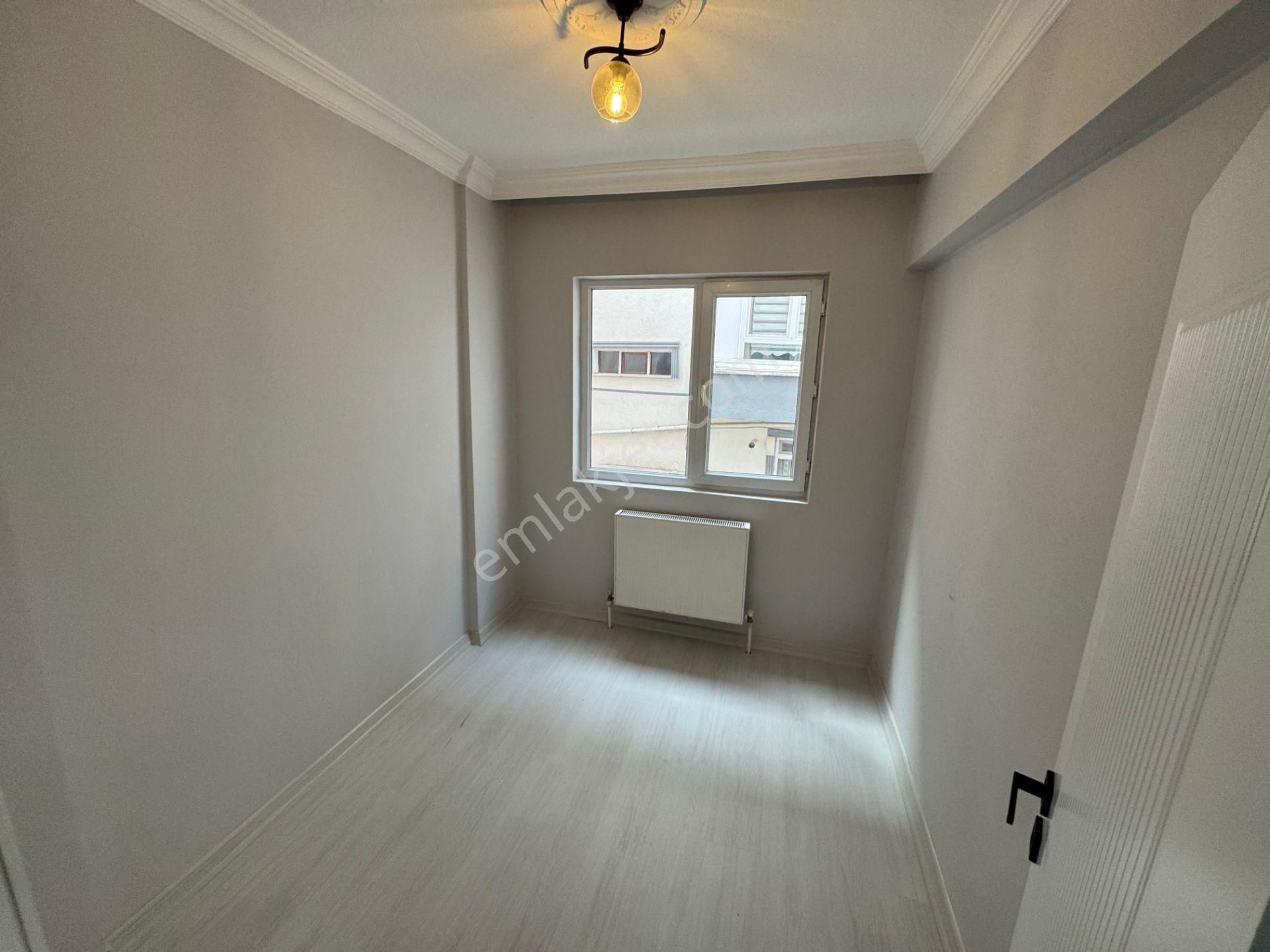 Mareşal Çakmak Mahallesinde 3+1 Ultra Lüks Yapılı Kiralık Daire - Görsel 16