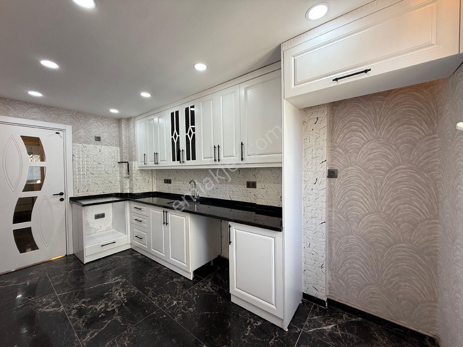 T.özal**mükemmel Konum**lüx Yapılı**12/3**gdb Cephe