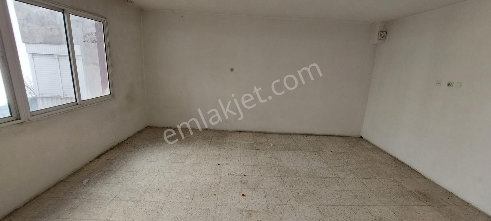 Karşıyaka Örnekköy Zeytinevler Yanı Kiralık Boş 2+1 Daire Kanıt - Görsel 3