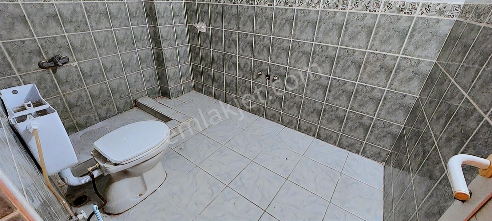 Karşıyaka Örnekköy Zeytinevler Yanı Kiralık Boş 2+1 Daire Kanıt - Görsel 23