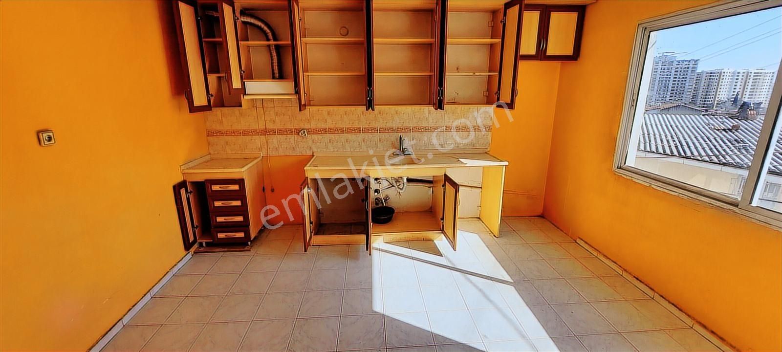Karşıyaka Örnekköy Zeytinevler Yanı Kiralık Boş 2+1 Daire Kanıt - Görsel 15
