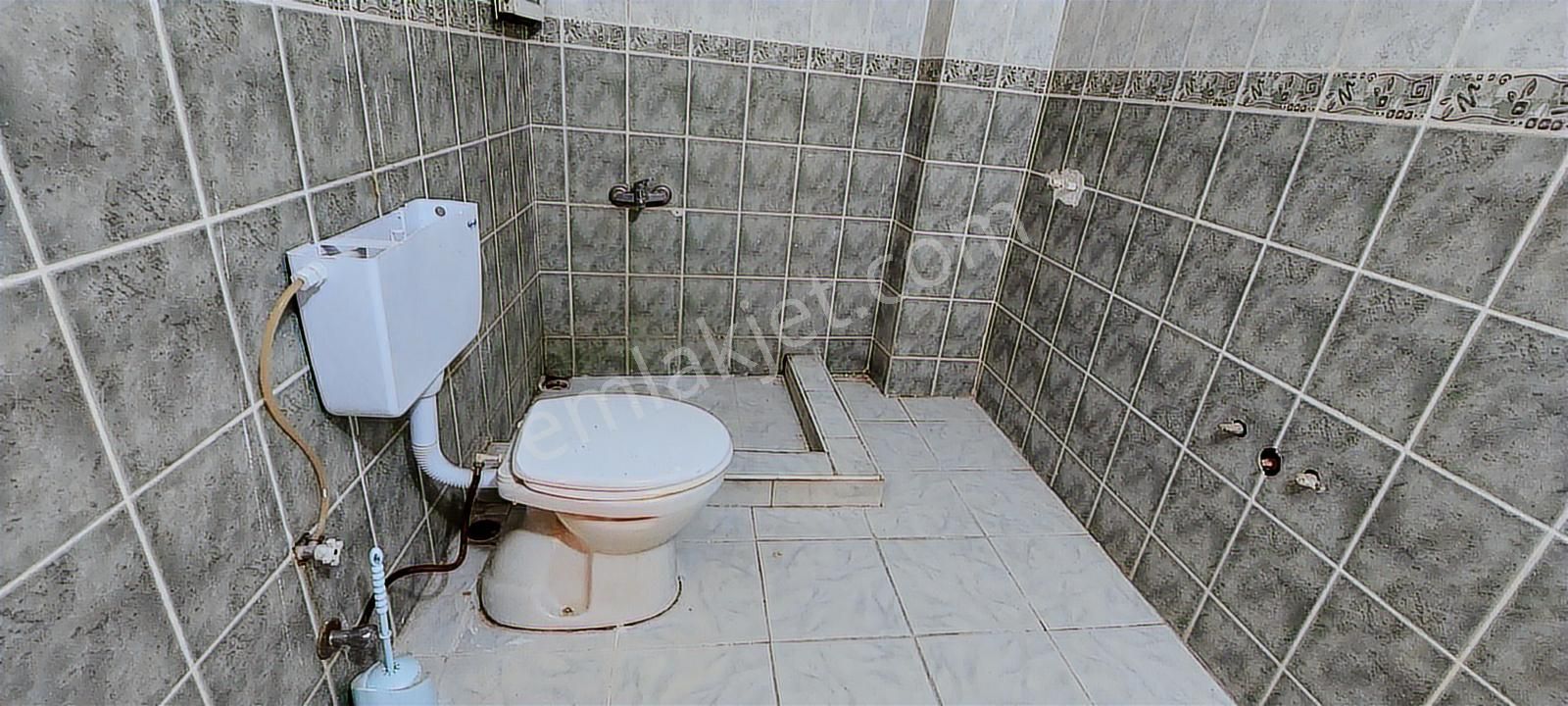 Karşıyaka Örnekköy Zeytinevler Yanı Kiralık Boş 2+1 Daire Kanıt - Görsel 9