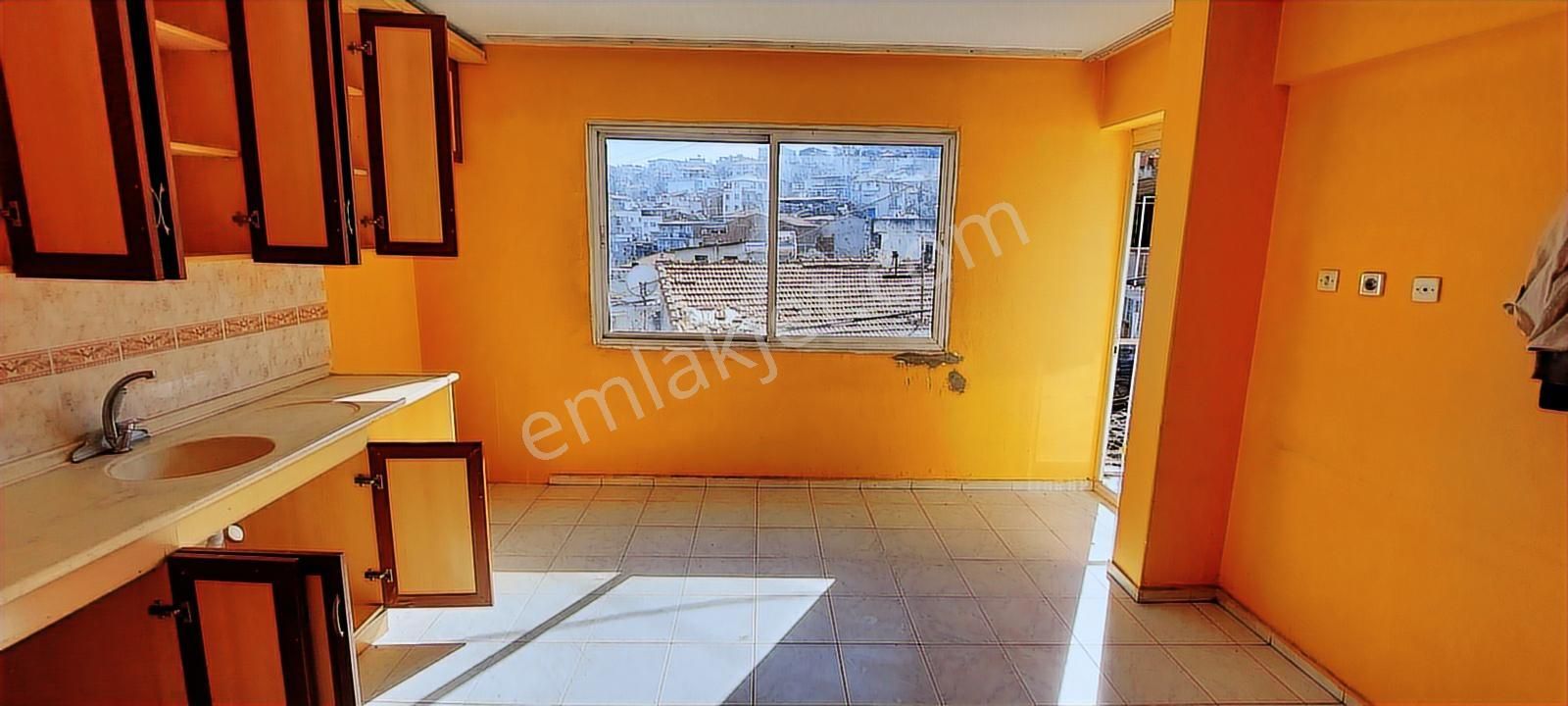 Karşıyaka Örnekköy Zeytinevler Yanı Kiralık Boş 2+1 Daire Kanıt - Görsel 2