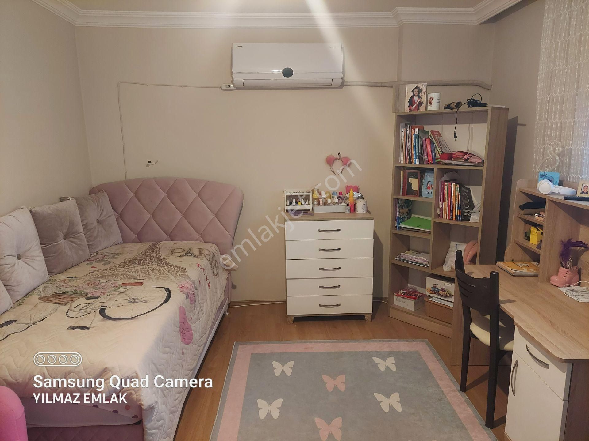 503 Dumlupınar Mahallesi Satılık 2+0 Ara Kat Daire