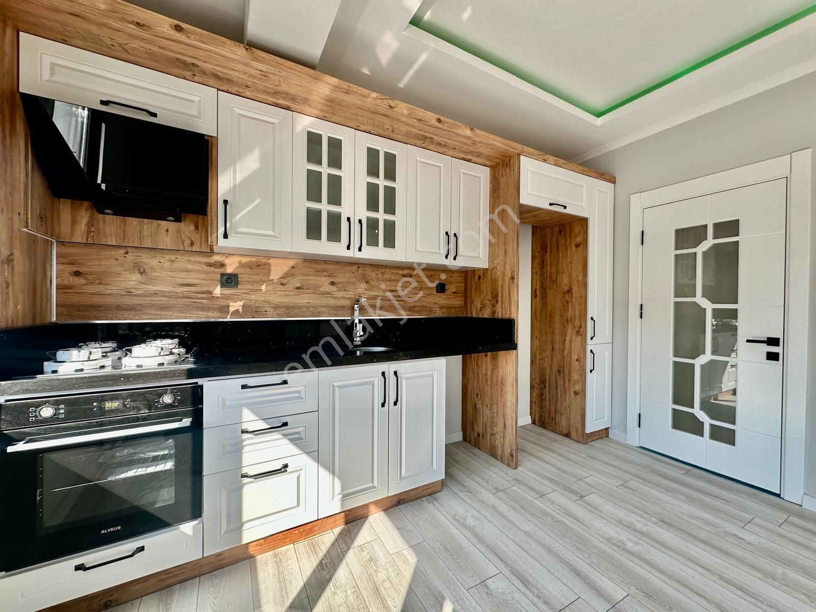 ⭐akçay Ay Emlak'tan⭐güre'de Muhteşem Konumlu Denize Sadece 250 Mt Arakat Satılık 2+1 Tasarım Daire - Görsel 3