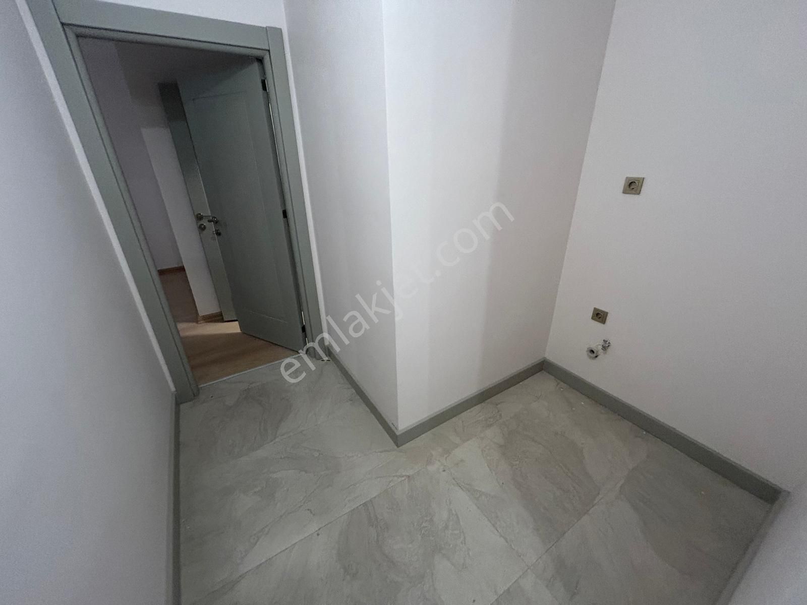 Üsküdar Altunizade'de 3+1 Net 110 M2 Bahçe Teras Satılık Daire - Görsel 24