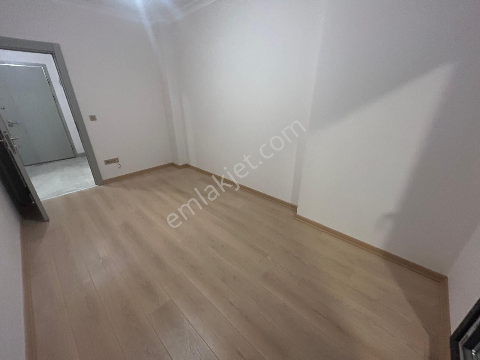 Üsküdar Altunizade'de 3+1 Net 110 M2 Bahçe Teras Satılık Daire - Görsel 5