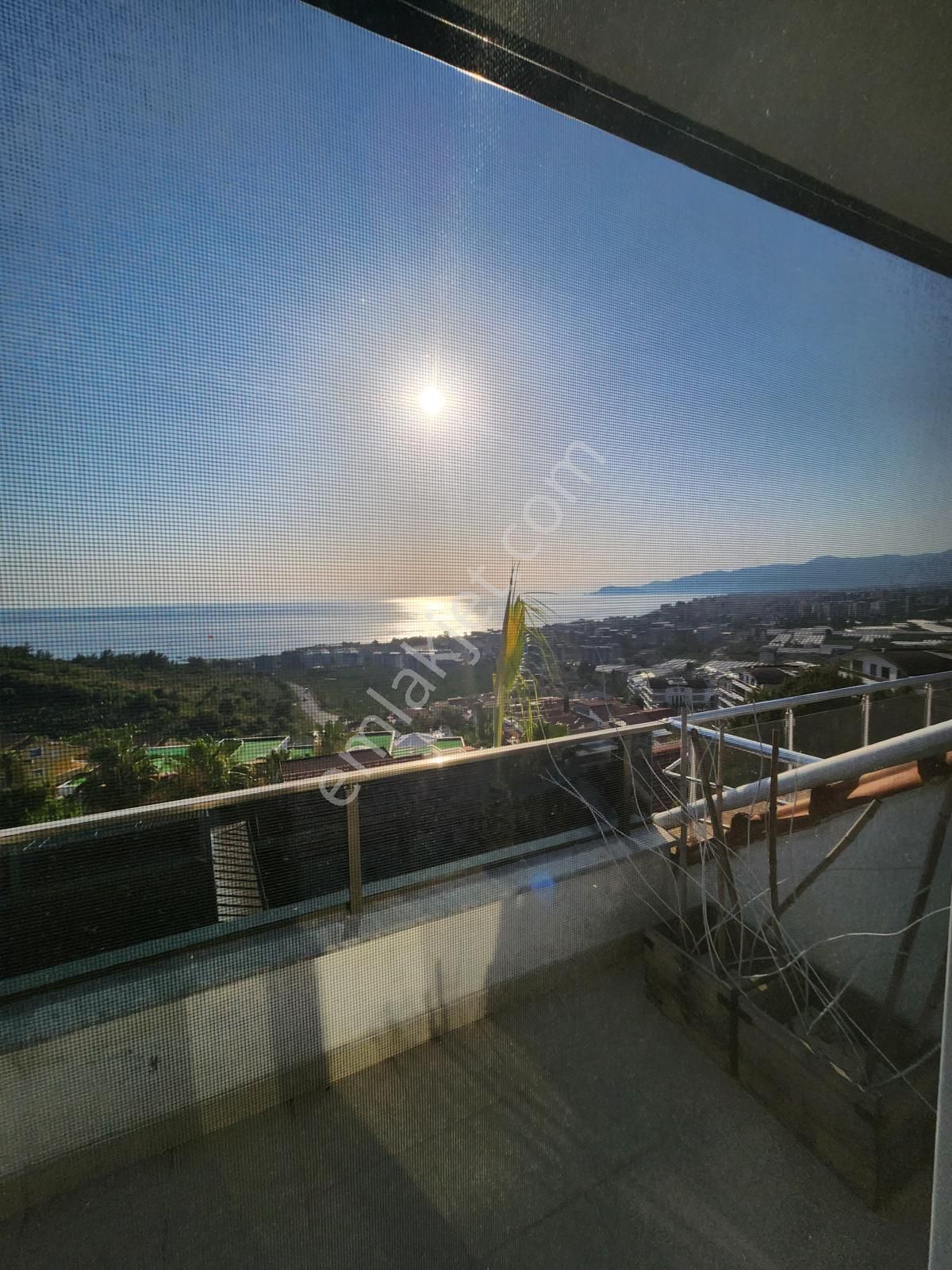 Alanya Kargıcak'ta 3+1 Deniz Ve Kale Manzaralı İkiz Villa - Görsel 2