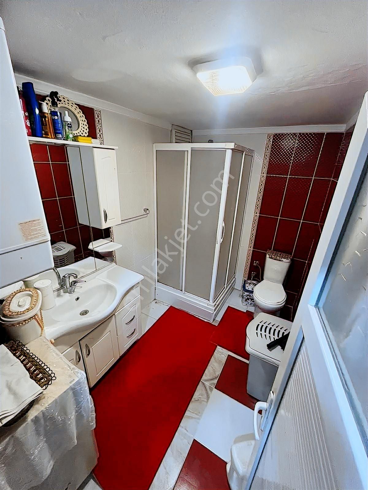 Bergama Fatih Mahallesi Tuna Caddesinde Satılık 3+1 Daire - Görsel 32