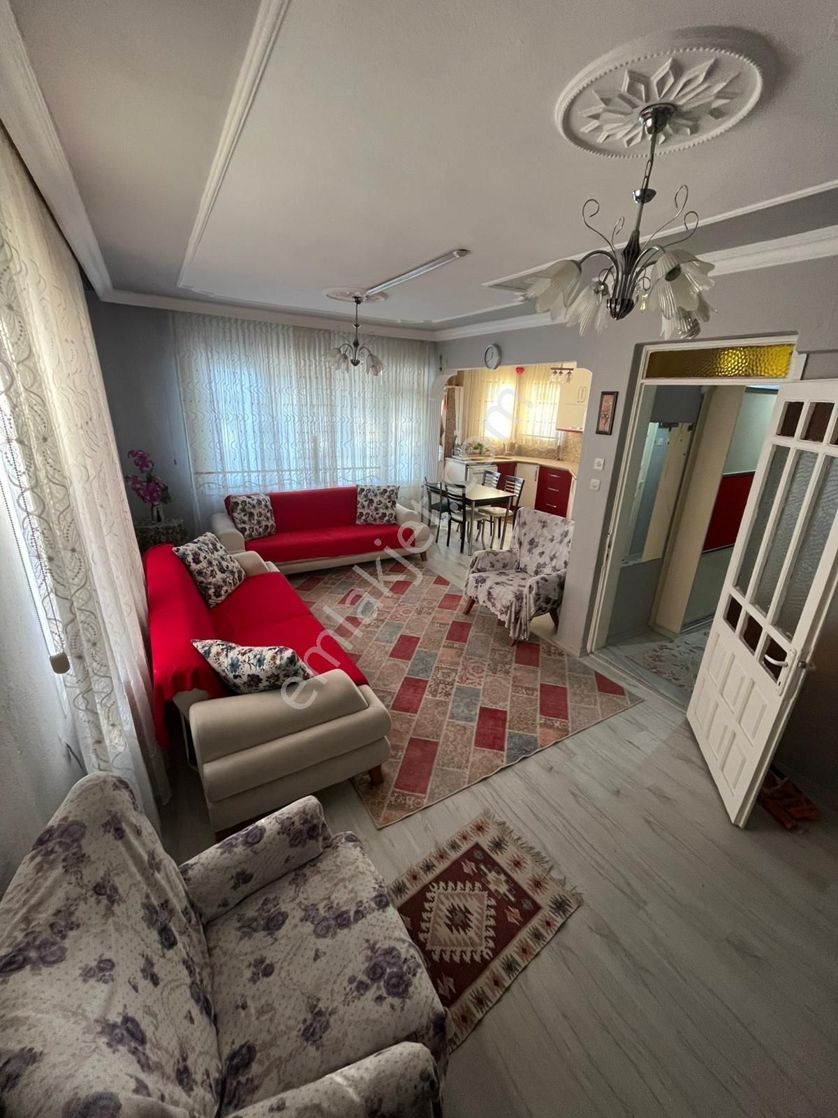 Bergama Fatih Mahallesi Tuna Caddesinde Satılık 3+1 Daire - Görsel 18