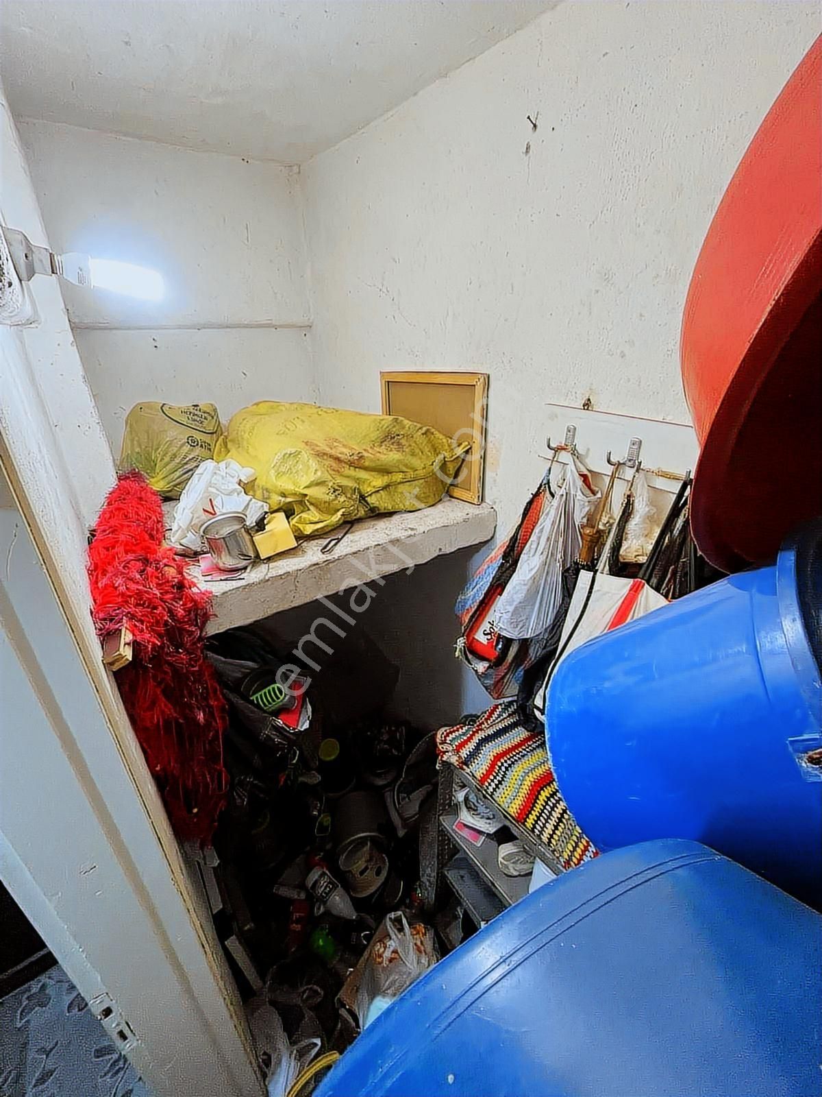 Bergama Fatih Mahallesi Tuna Caddesinde Satılık 3+1 Daire - Görsel 23