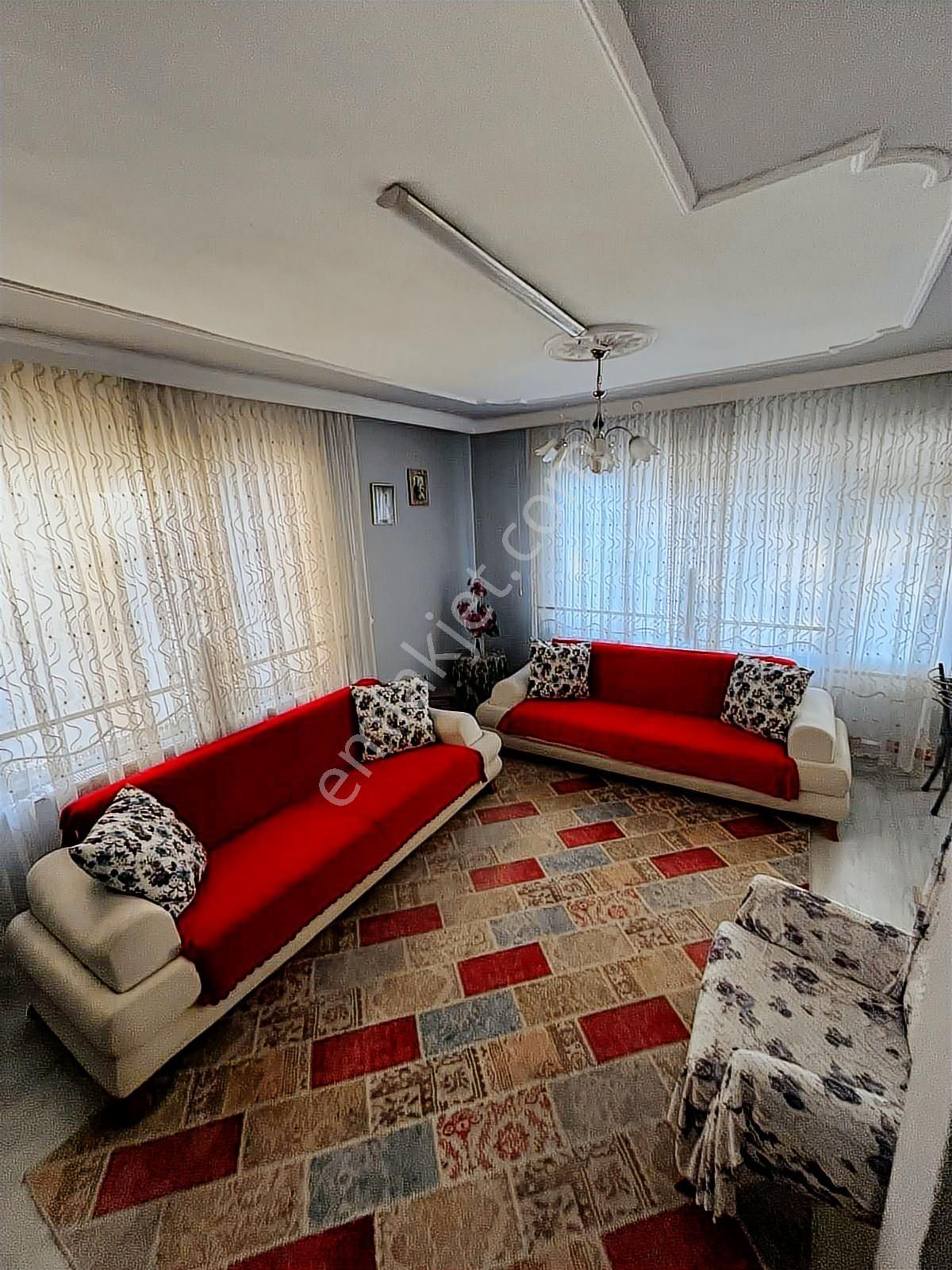 Bergama Fatih Mahallesi Tuna Caddesinde Satılık 3+1 Daire - Görsel 4