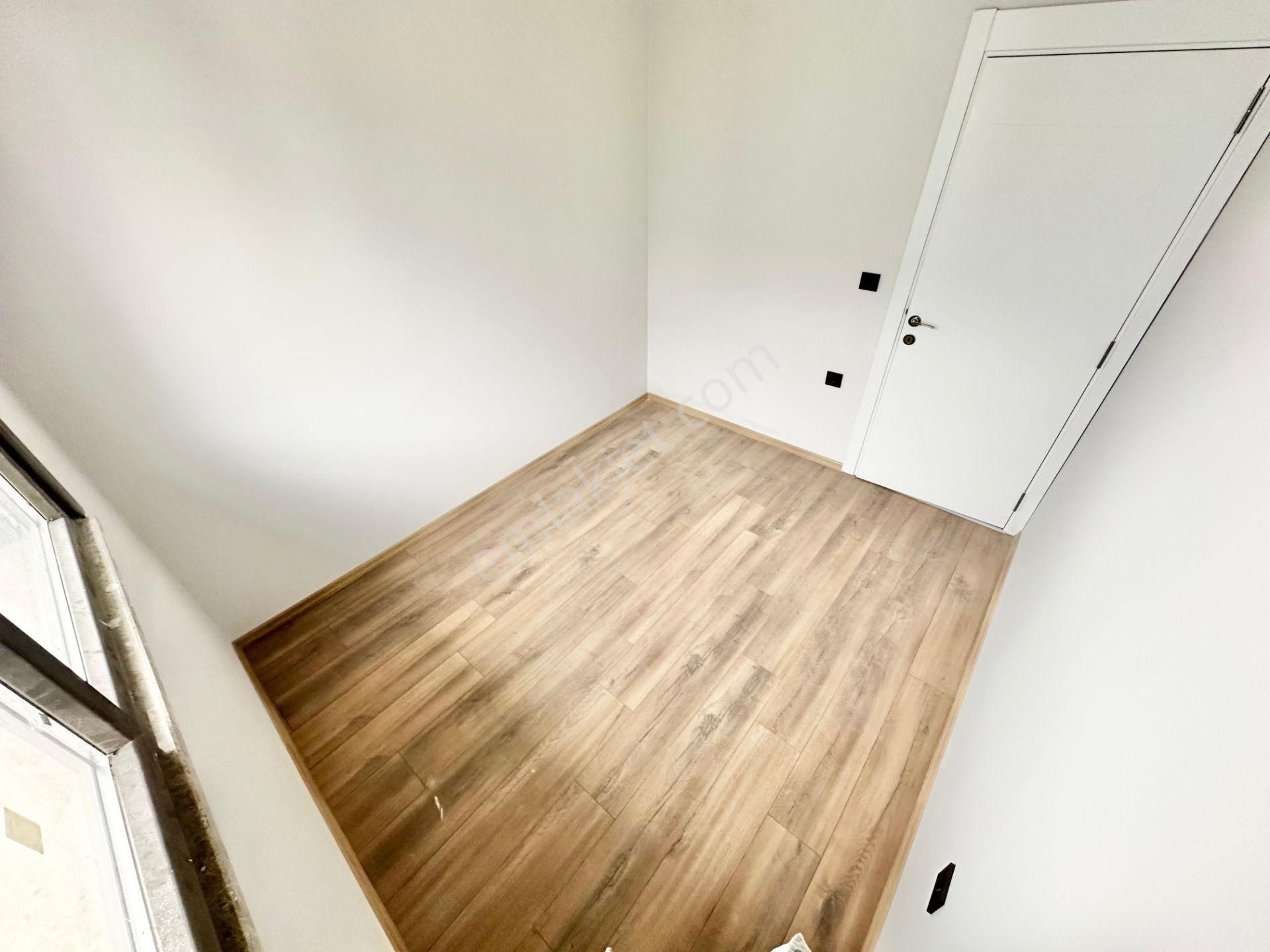 ꧁ay Emlaktan꧂akçay Merkezde Ön Cephe Doğa Manzaralı Çift Teraslı Satılık 4+1 Dubleks Daire - Görsel 10