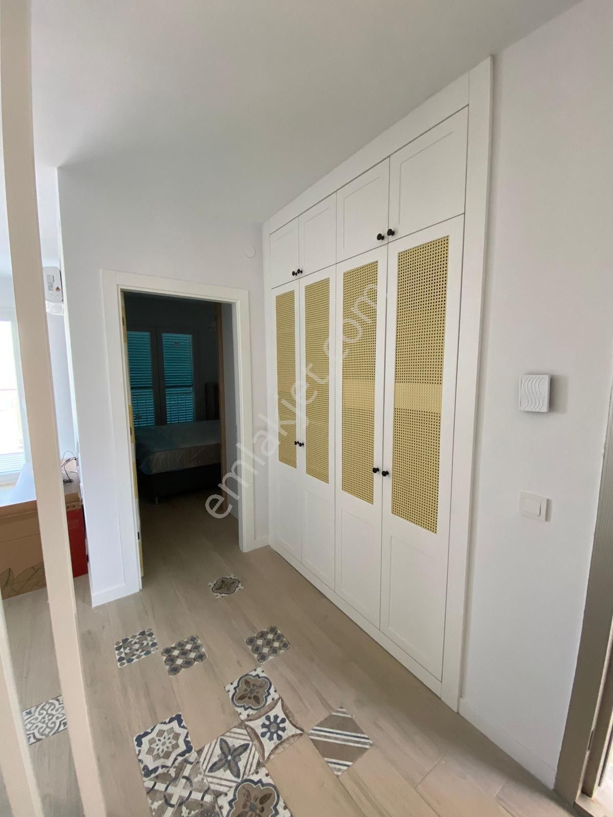 Atakent Sitesinde Eşyalı Yıllık Kiralık Daire - Görsel 13