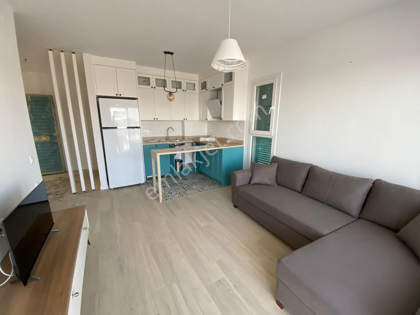 Atakent Sitesinde Eşyalı Yıllık Kiralık Daire - Görsel 7