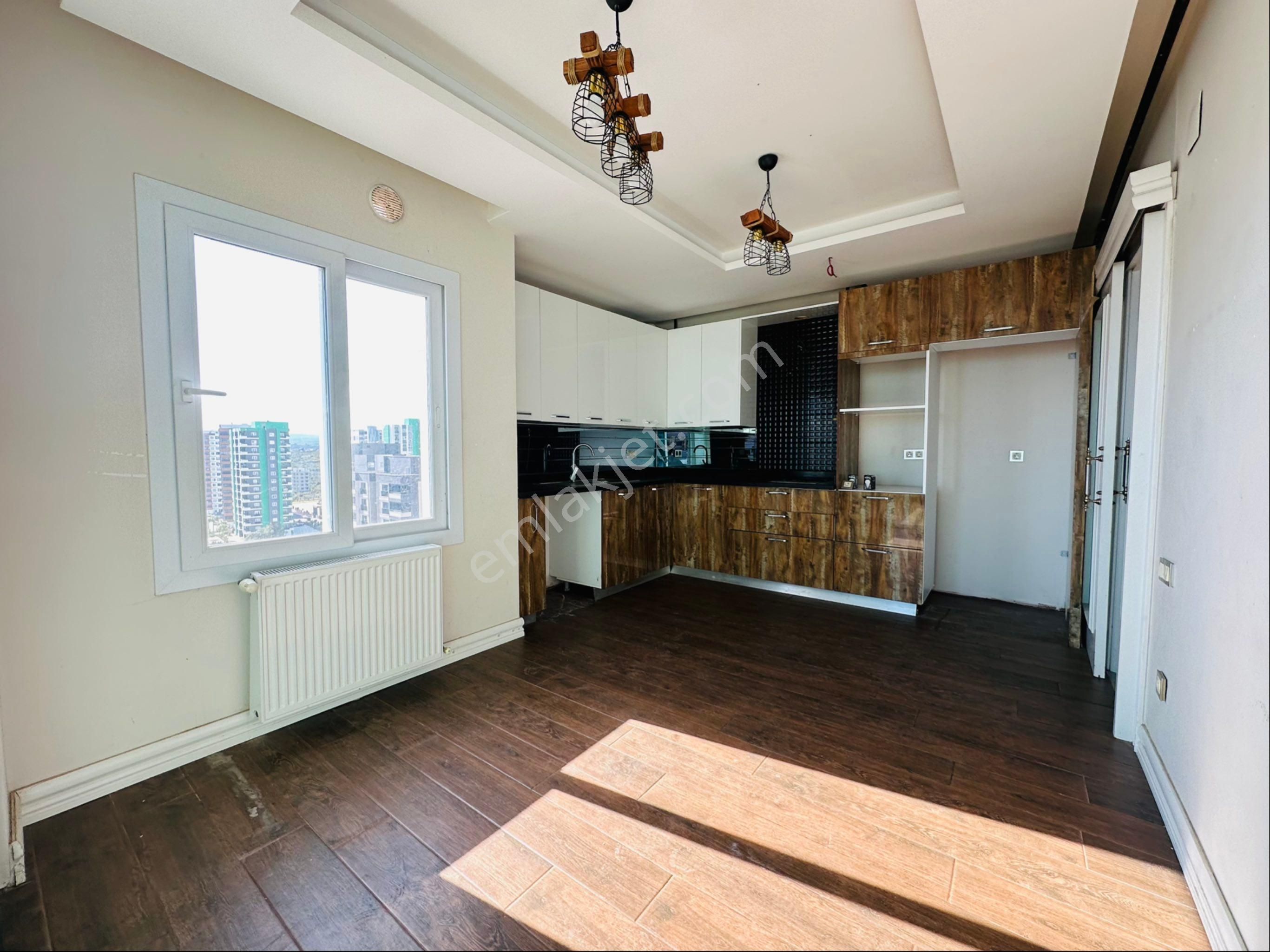 Mezitli Akdenizde Deniz Manzaralı 4+1 Kiralık Daire - Görsel 8