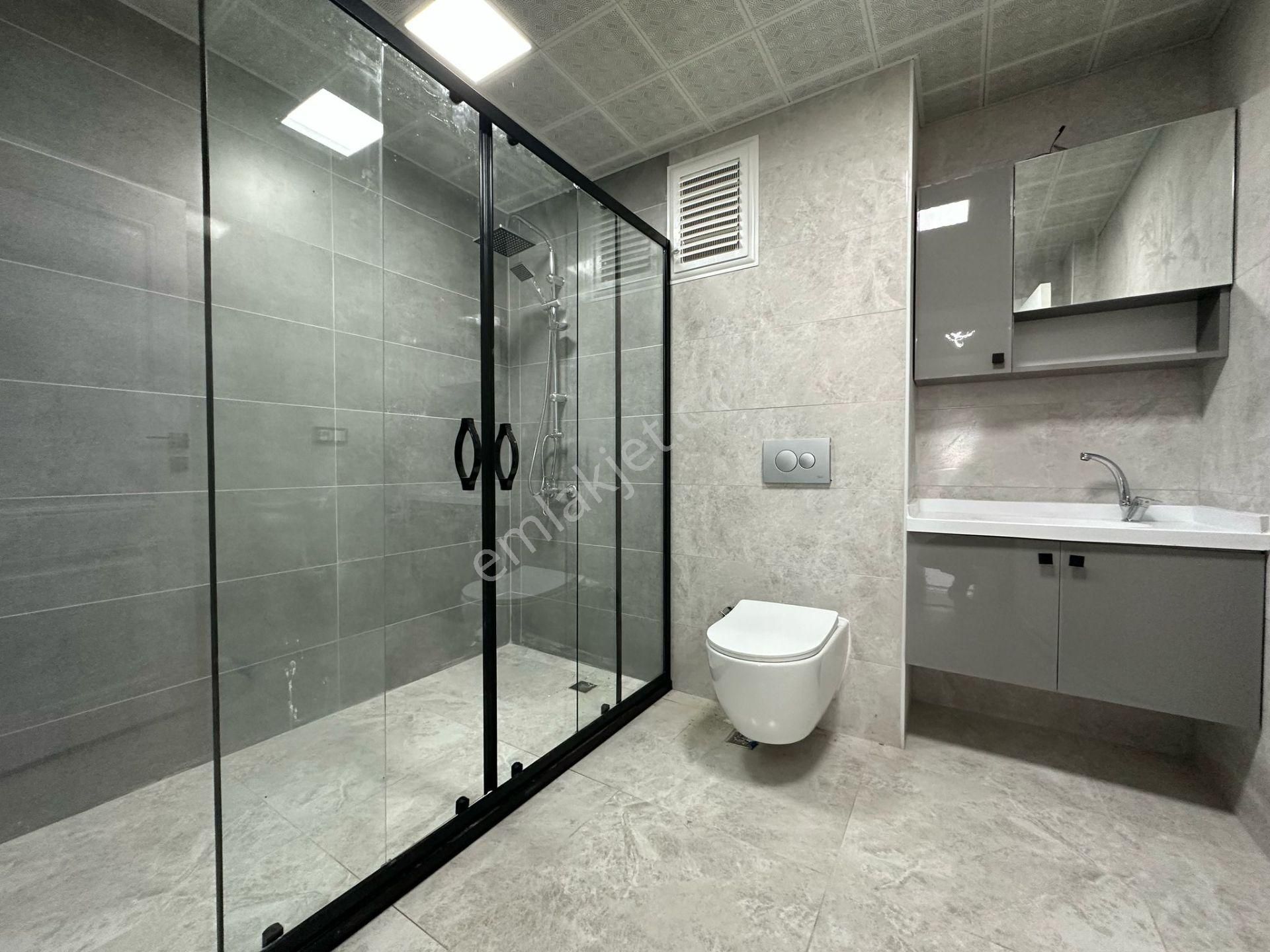 Pursaklar Mehmet Zengin Emlak'tan K.otoparklı, Teras Balkonlu, Ç.banyolu Ultra Lüks 10.kat 4+1 - Görsel 35