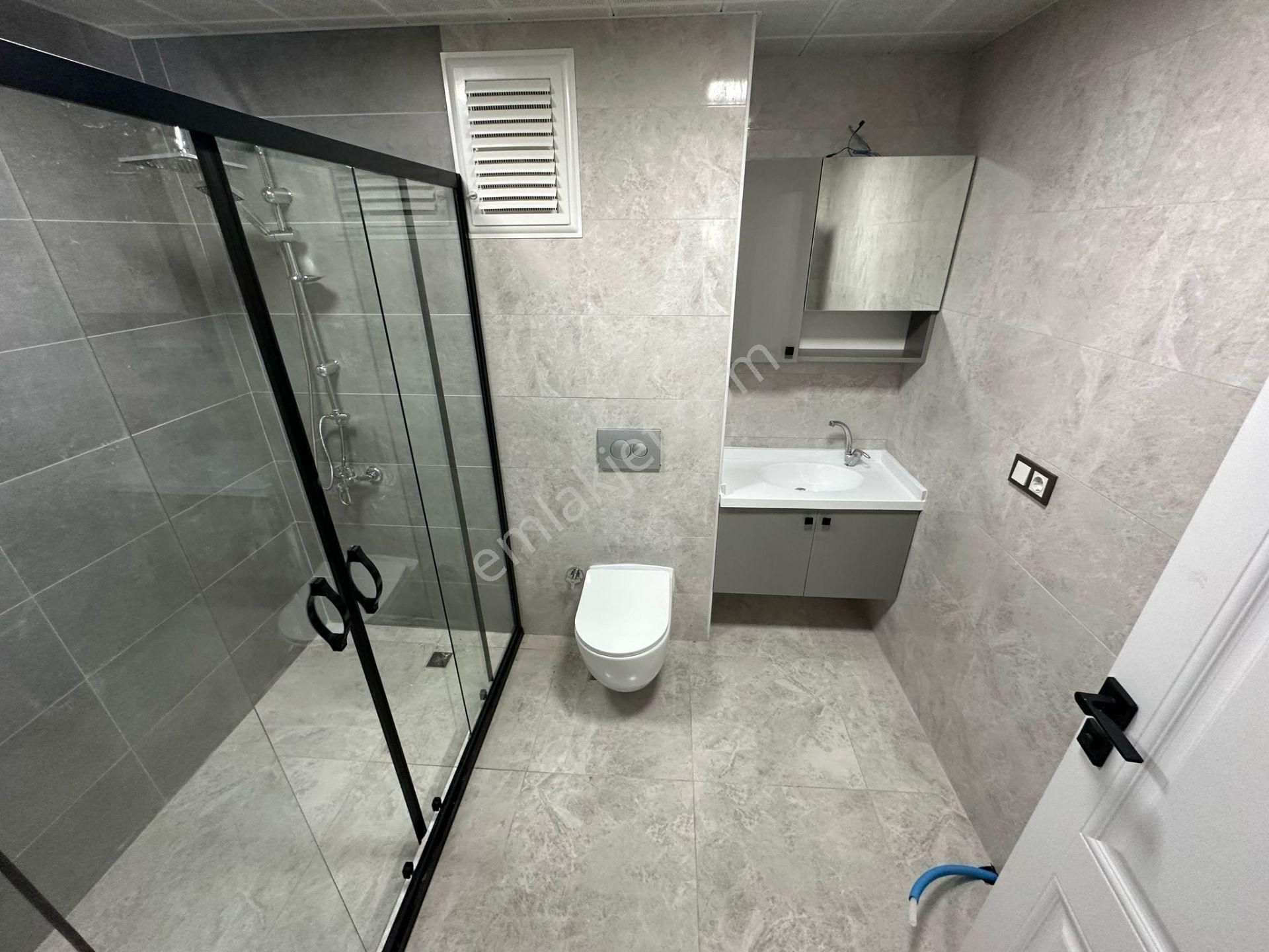 Pursaklar Mehmet Zengin Emlak'tan K.otoparklı, Teras Balkonlu, Ç.banyolu Ultra Lüks 10.kat 4+1 - Görsel 36