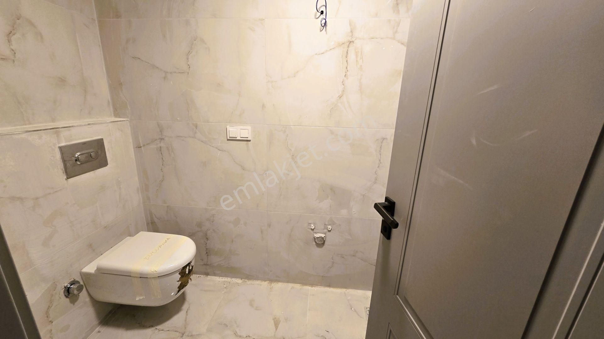 Mecidiyeköy'de Sıfır Binada Arakat 2+1 Daire - Görsel 11