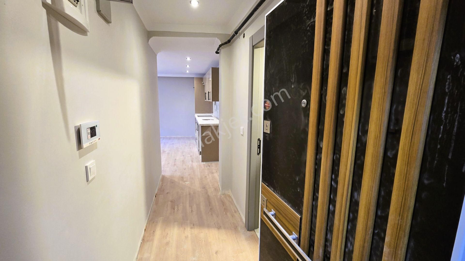 Mecidiyeköy'de Sıfır Binada Arakat 2+1 Daire - Görsel 12