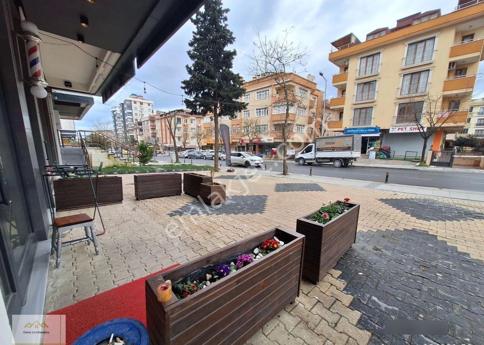 19 Mayıs Caddesi Üzerinde Prestijli Binada Satılık Dükkan - Görsel 13