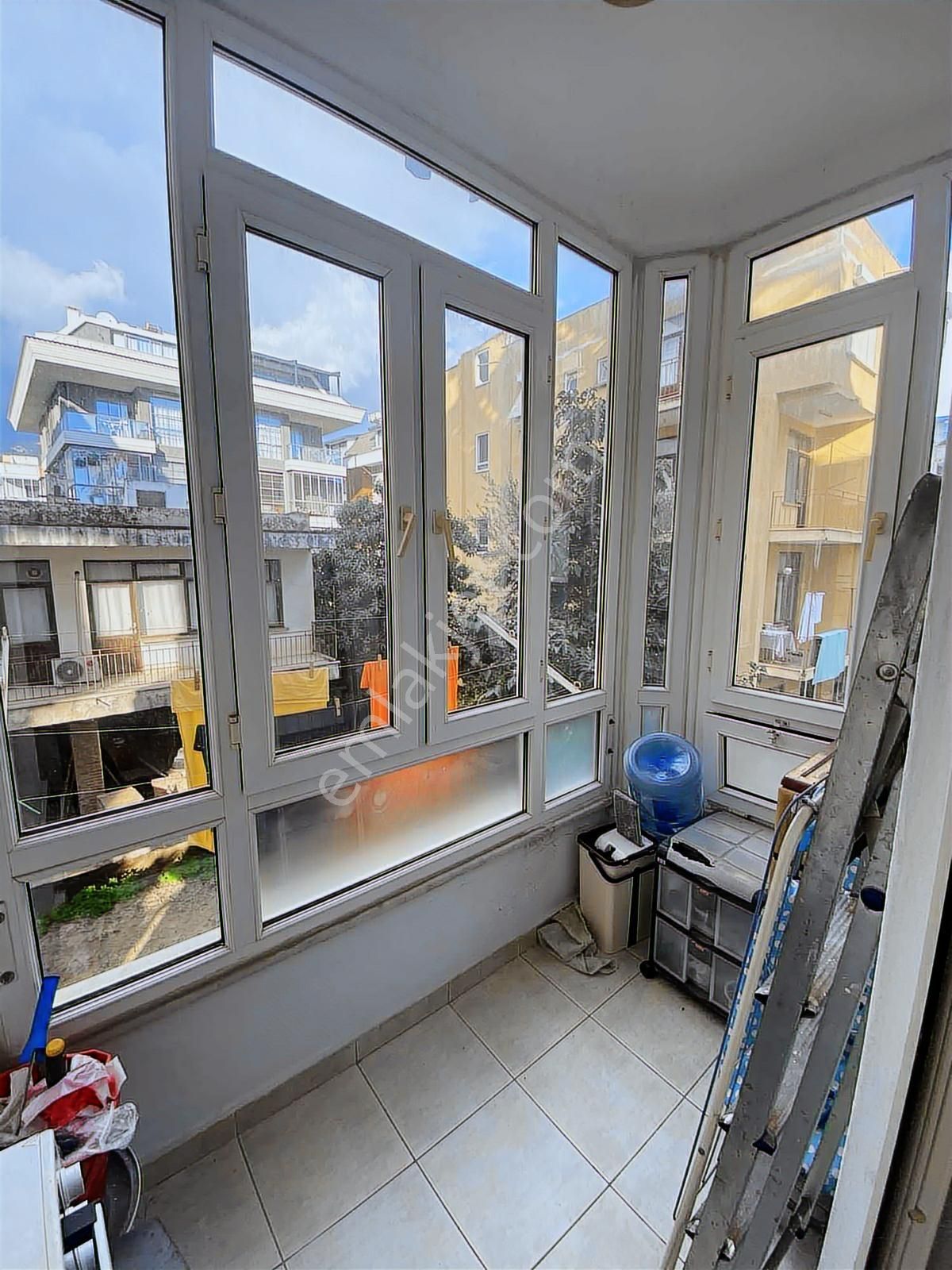 Alanya Damlataş'ta Denize Sıfır 3+1 Kaçırılmaz Daire - Görsel 17