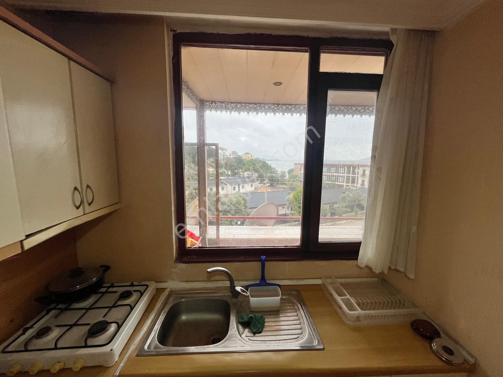 Muğla/milas/güllük Mah.sahile Yürüme Mesafesinde 2+1 Deniz Manzaralı Mobilyalı Kiralık Daire - Görsel 8