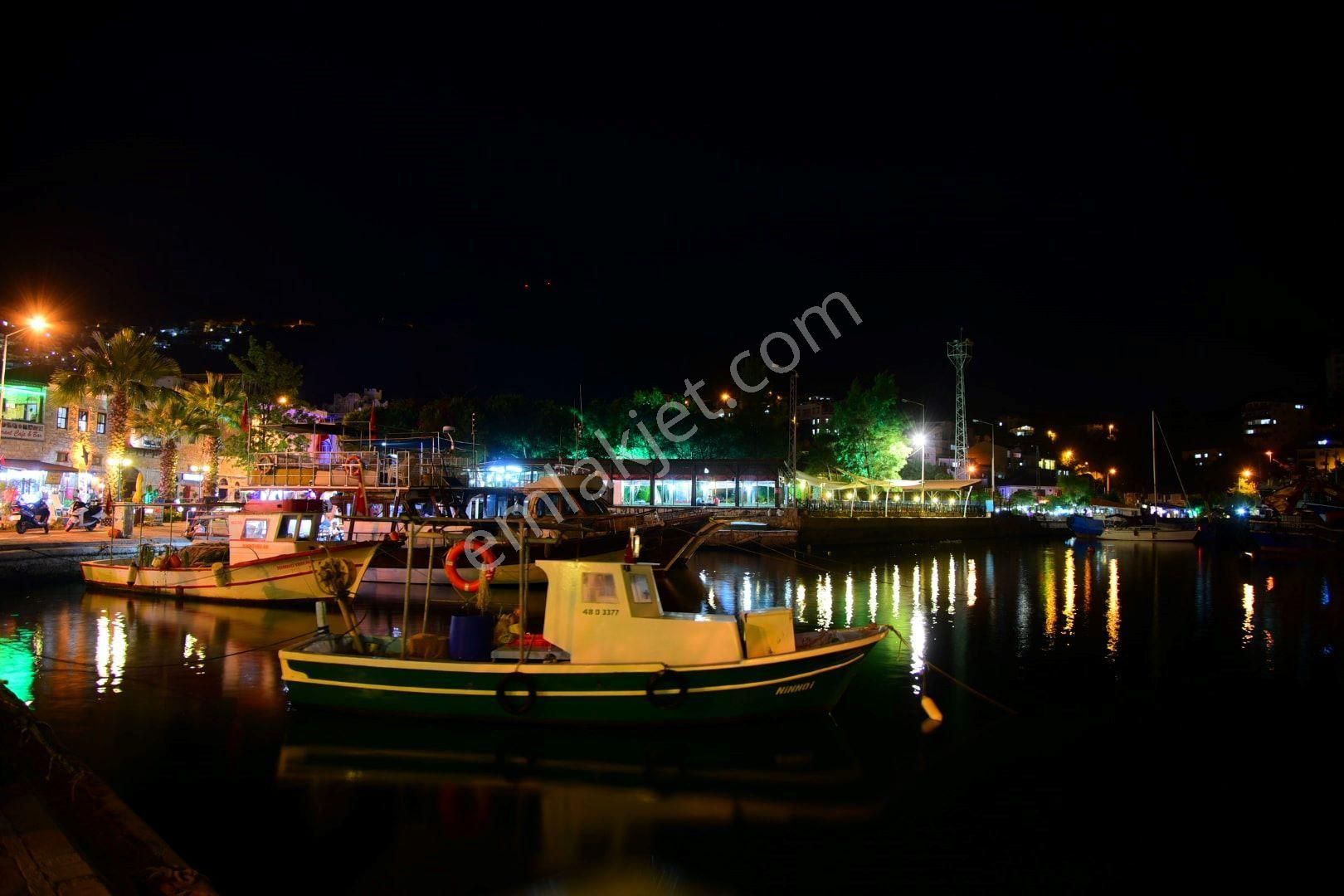 Muğla/milas/güllük Mah.sahile Yürüme Mesafesinde 2+1 Deniz Manzaralı Mobilyalı Kiralık Daire - Görsel 30