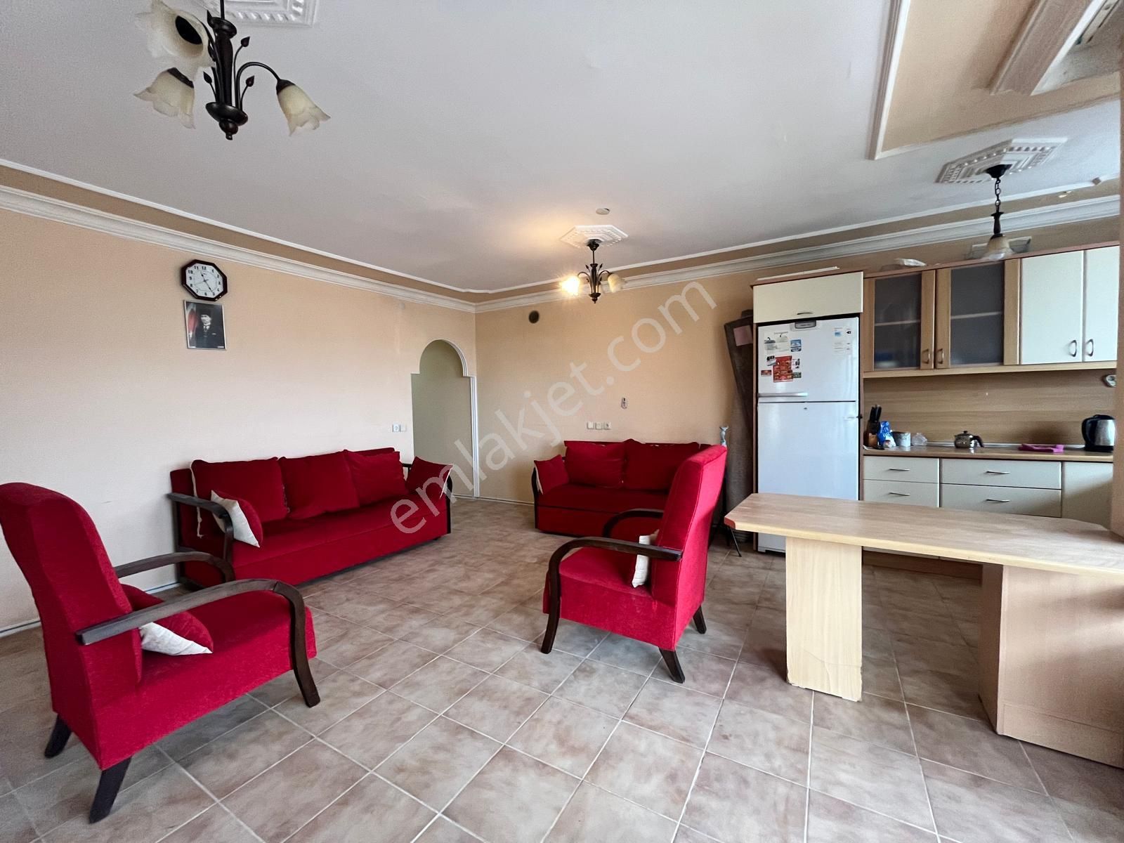 Muğla/milas/güllük Mah.sahile Yürüme Mesafesinde 2+1 Deniz Manzaralı Mobilyalı Kiralık Daire - Görsel 4