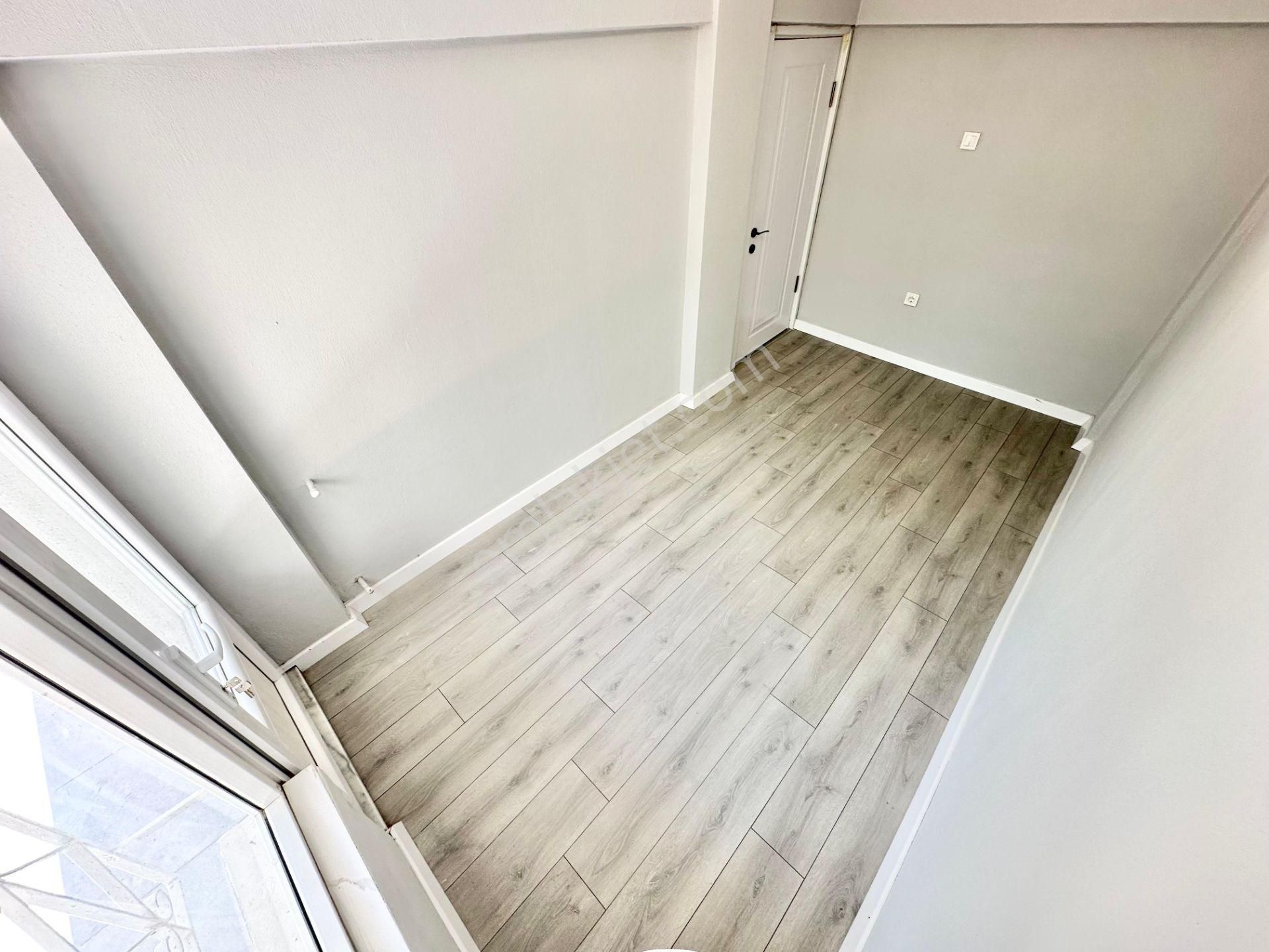 ꧁akçay Ay Emlaktan꧂ Denize Sadece 100 M Müstakil Tadında Bahçe Kullanımlı Satılık 2+1 Daire - Görsel 21