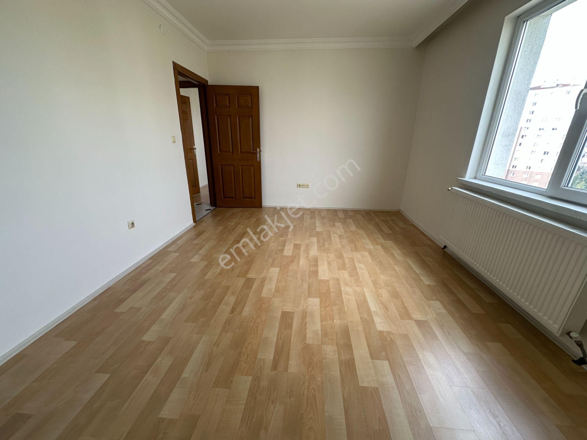 Cumhuriyet Mah 3+1 130m2 8.kat Ön Cephe Çığlık Sitesin'de Kiralık Daire - Görsel 18