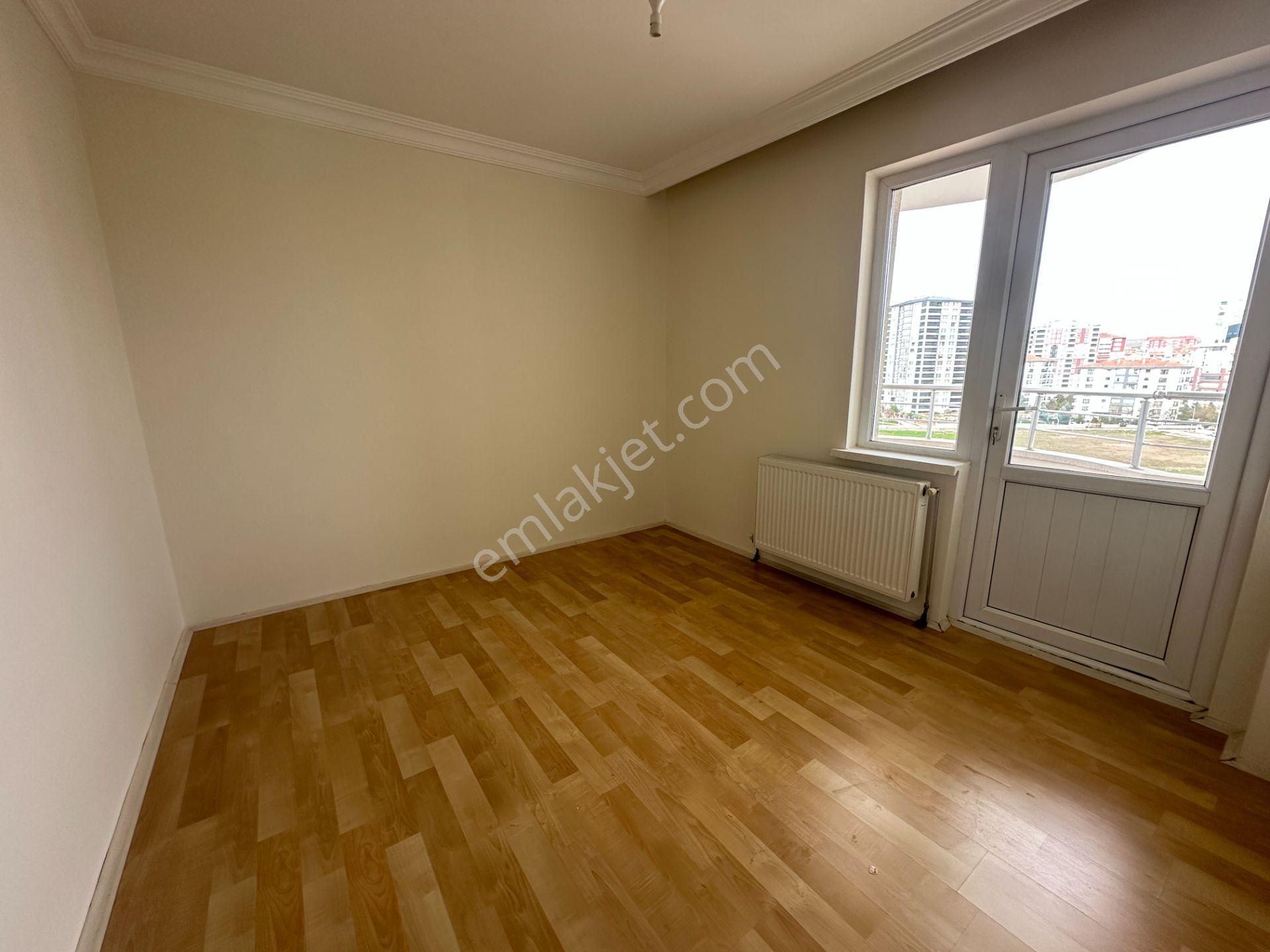 Cumhuriyet Mah 3+1 130m2 8.kat Ön Cephe Çığlık Sitesin'de Kiralık Daire - Görsel 20