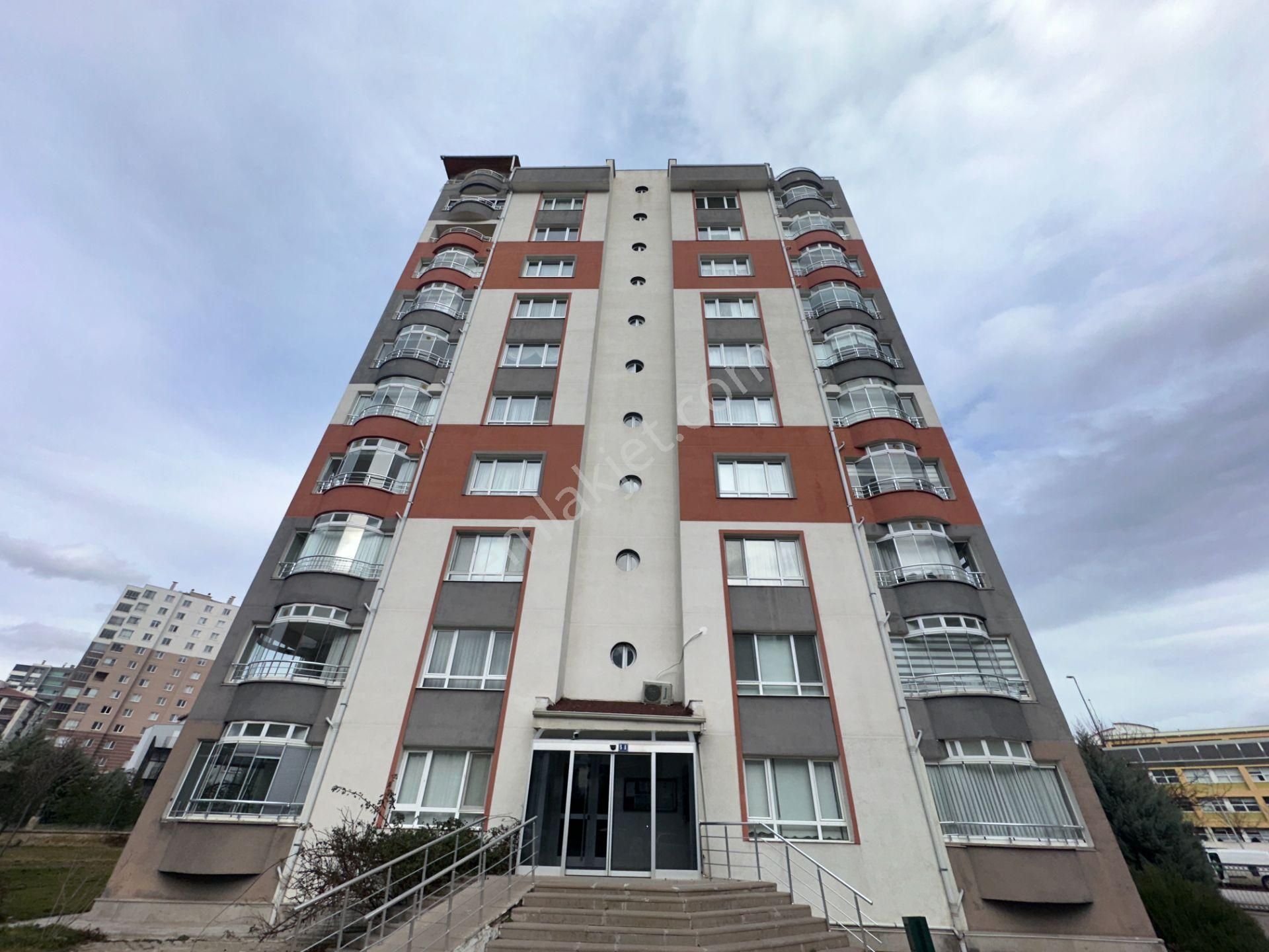 Cumhuriyet Mah 3+1 130m2 8.kat Ön Cephe Çığlık Sitesin'de Kiralık Daire - Görsel 34