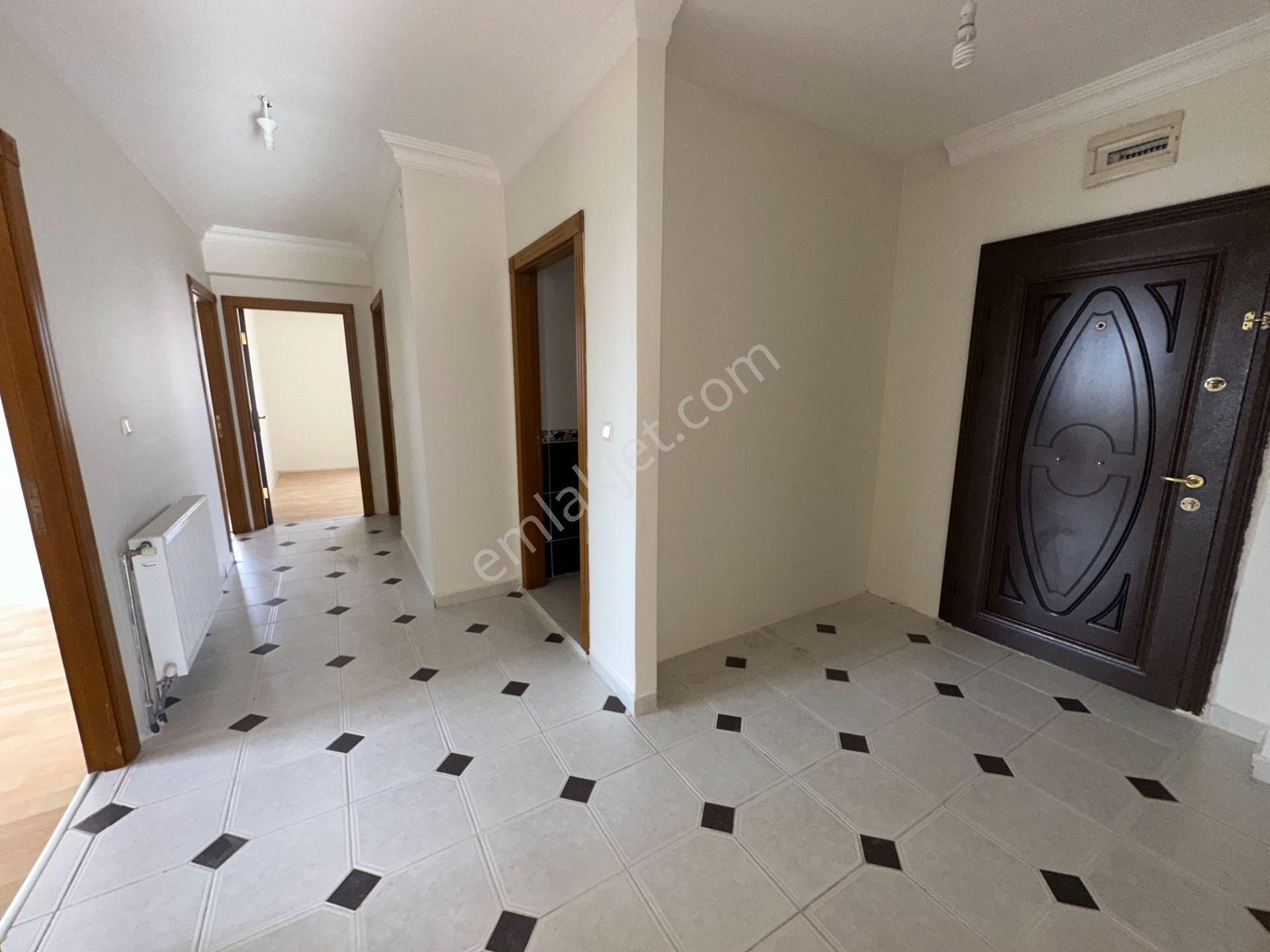 Cumhuriyet Mah 3+1 130m2 8.kat Ön Cephe Çığlık Sitesin'de Kiralık Daire - Görsel 30