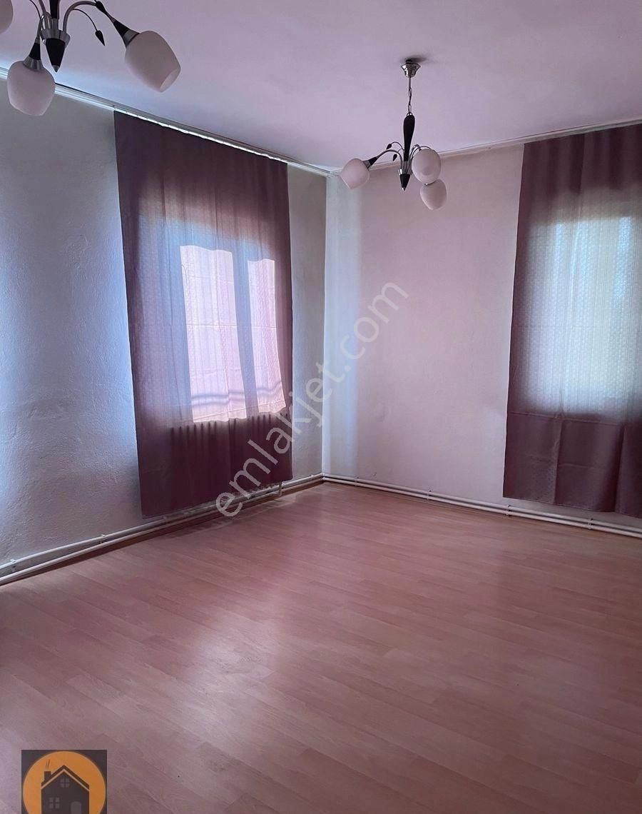 Adnan Menderes Mh.de Kiralık Daire - Görsel 4