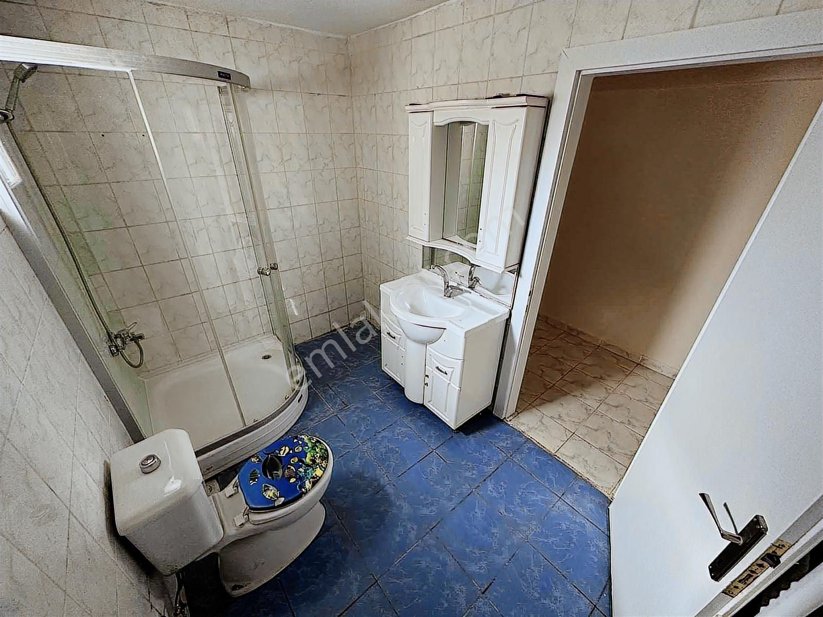 Kılıçsoy'dan Cadde Üzeri Kayalar Parkı Yakını 3 Balkonlu 3+1 - Görsel 25