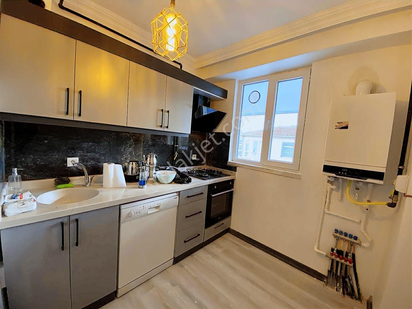 Dumlupınar Mah'de Full Eşyalı Bağımsız Mutfaklı Kiralık Daire