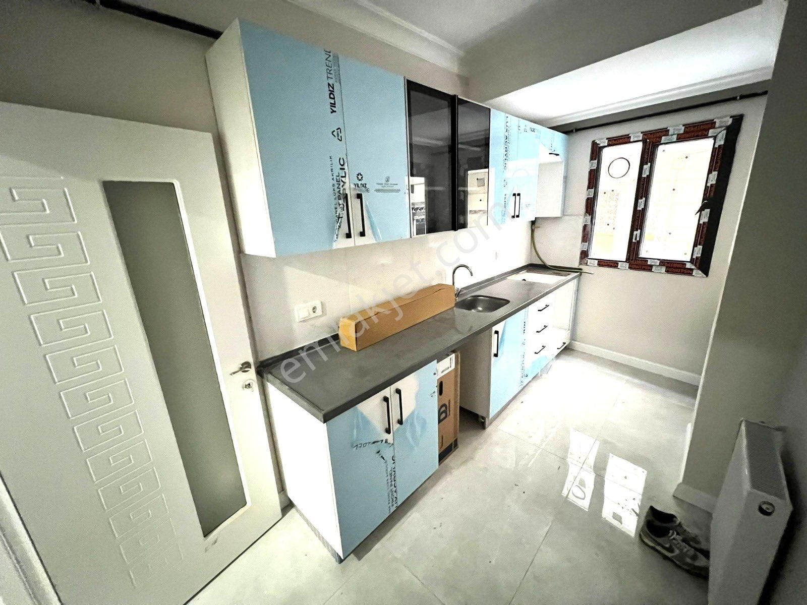 İmren Gayrimenkulden Satılık Sefaköy Merkezde 1+1 70 M2 Balkonlu Yüksek Giriş - Görsel 7