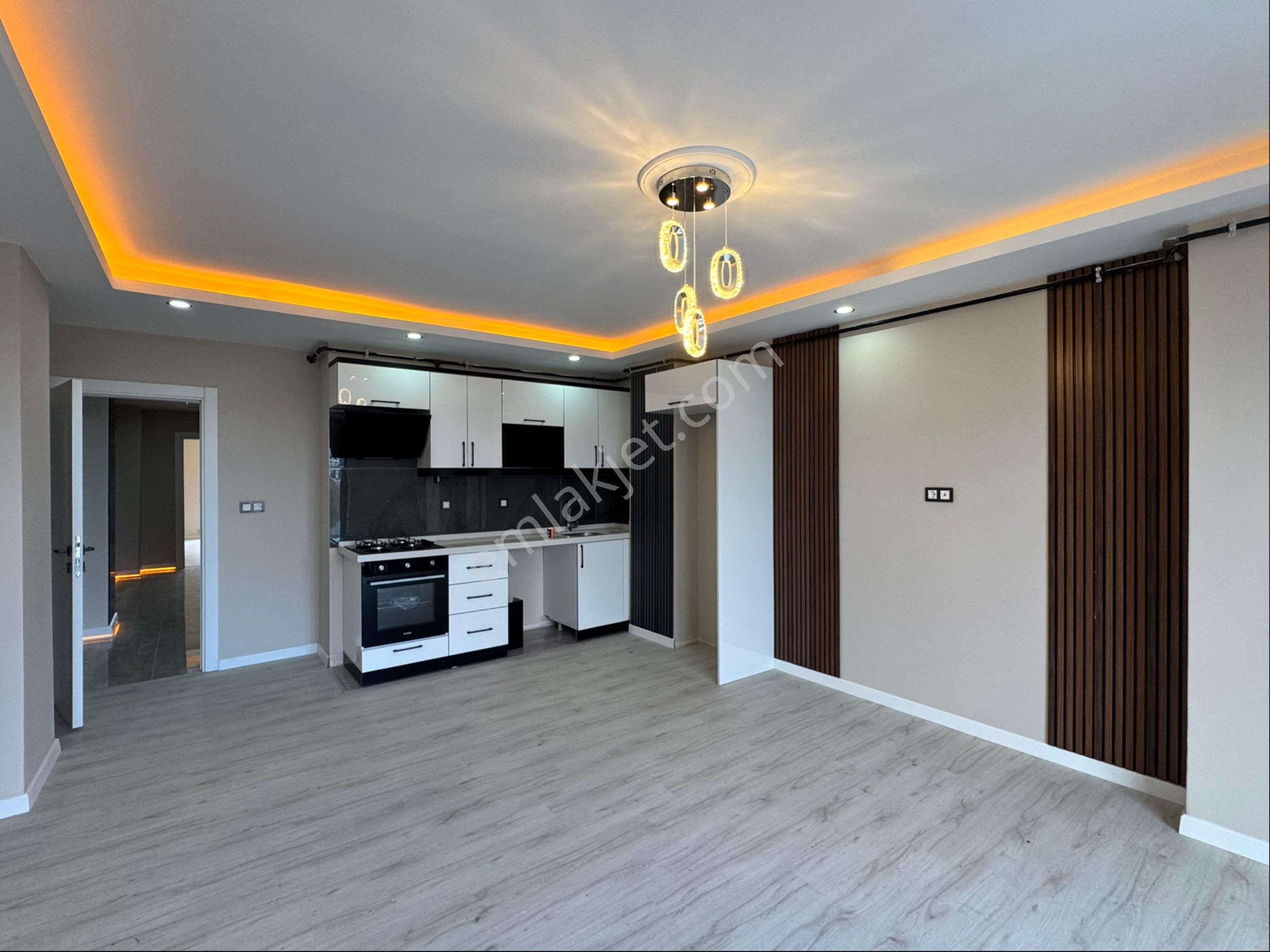 Remax Land'dan Cengiz Topel Caddesinde Kıralık 1+1 Sıfır Daire - Görsel 9